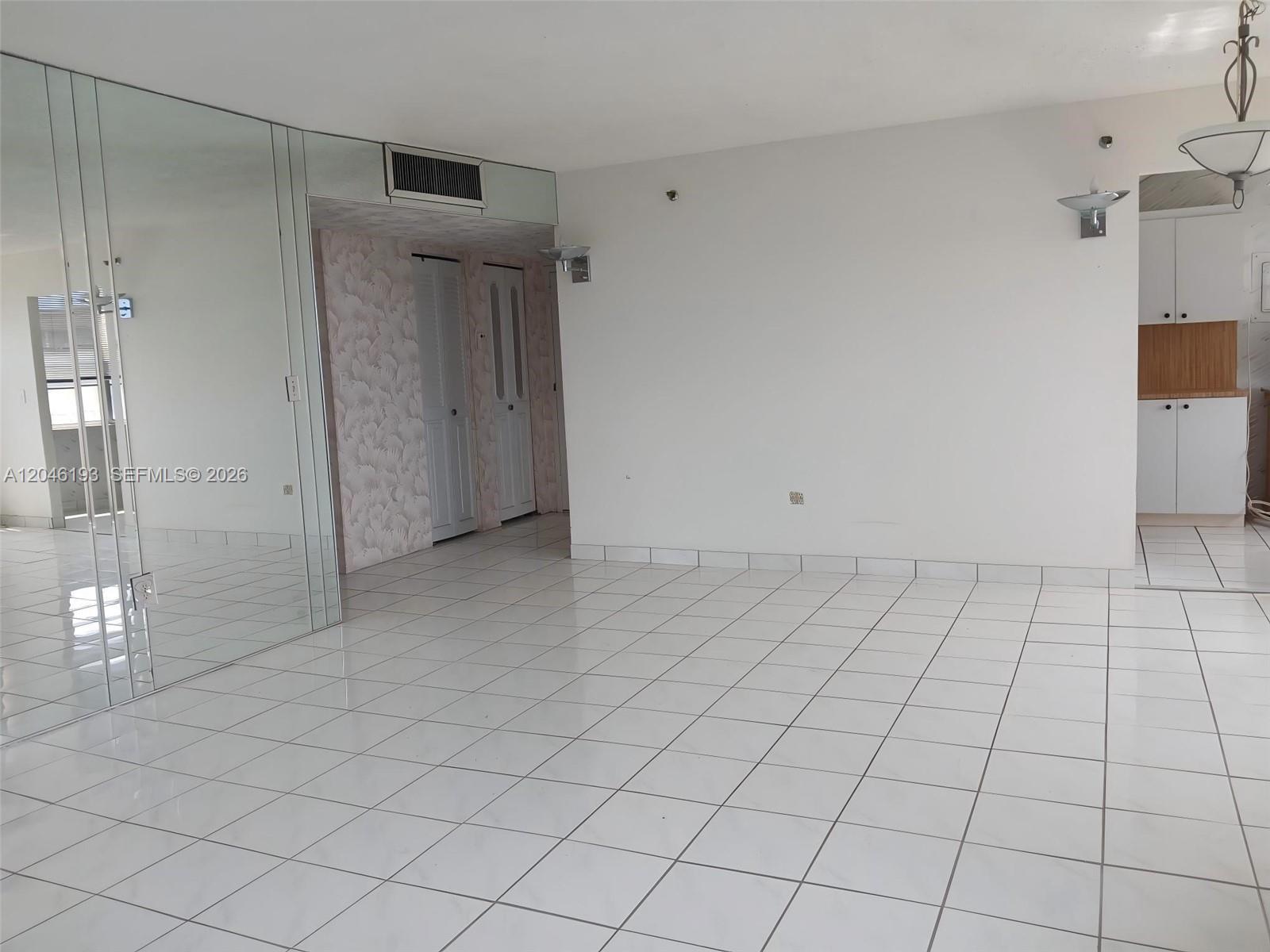 1100 Saint Charles Pl # 719, Pembroke Pines FL 33026