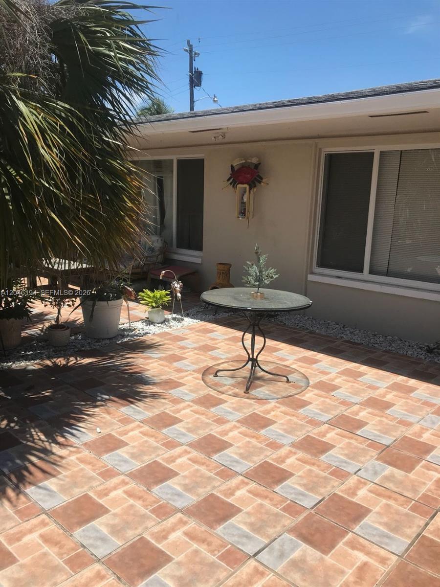 2859 NE 30th St # 3, Fort Lauderdale FL 33306 photo 2