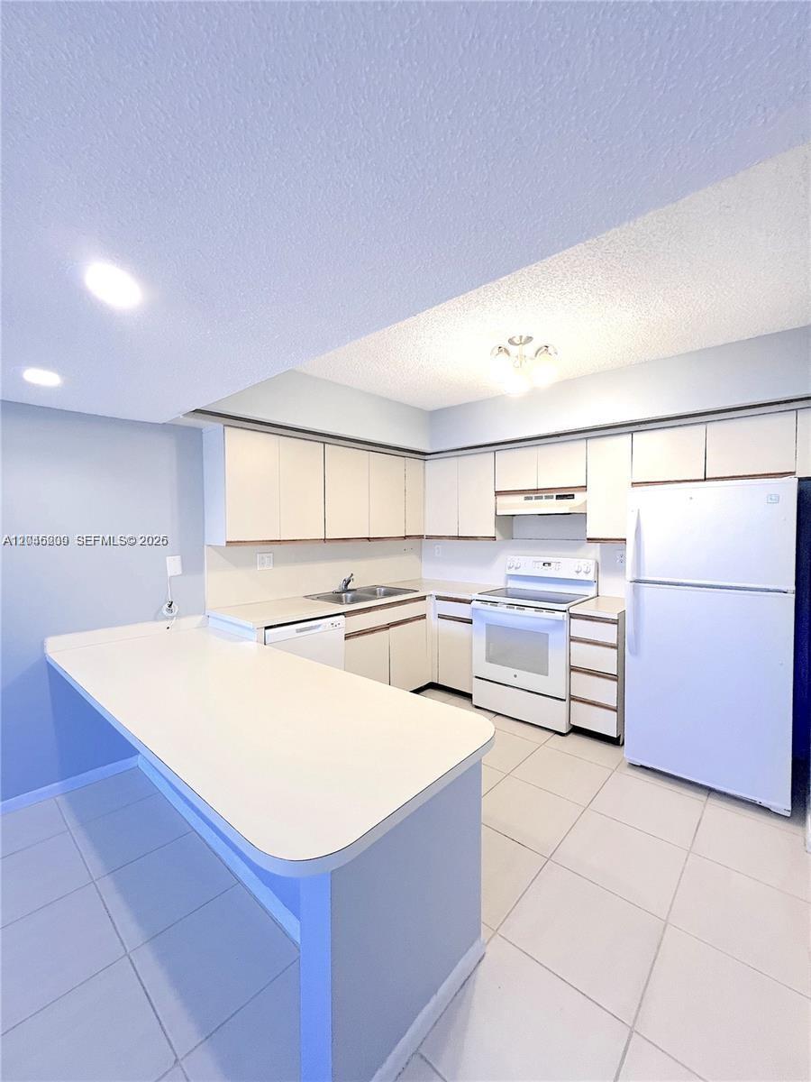 8888 SW 131st Ct # 205, Miami FL 33186 photo 5