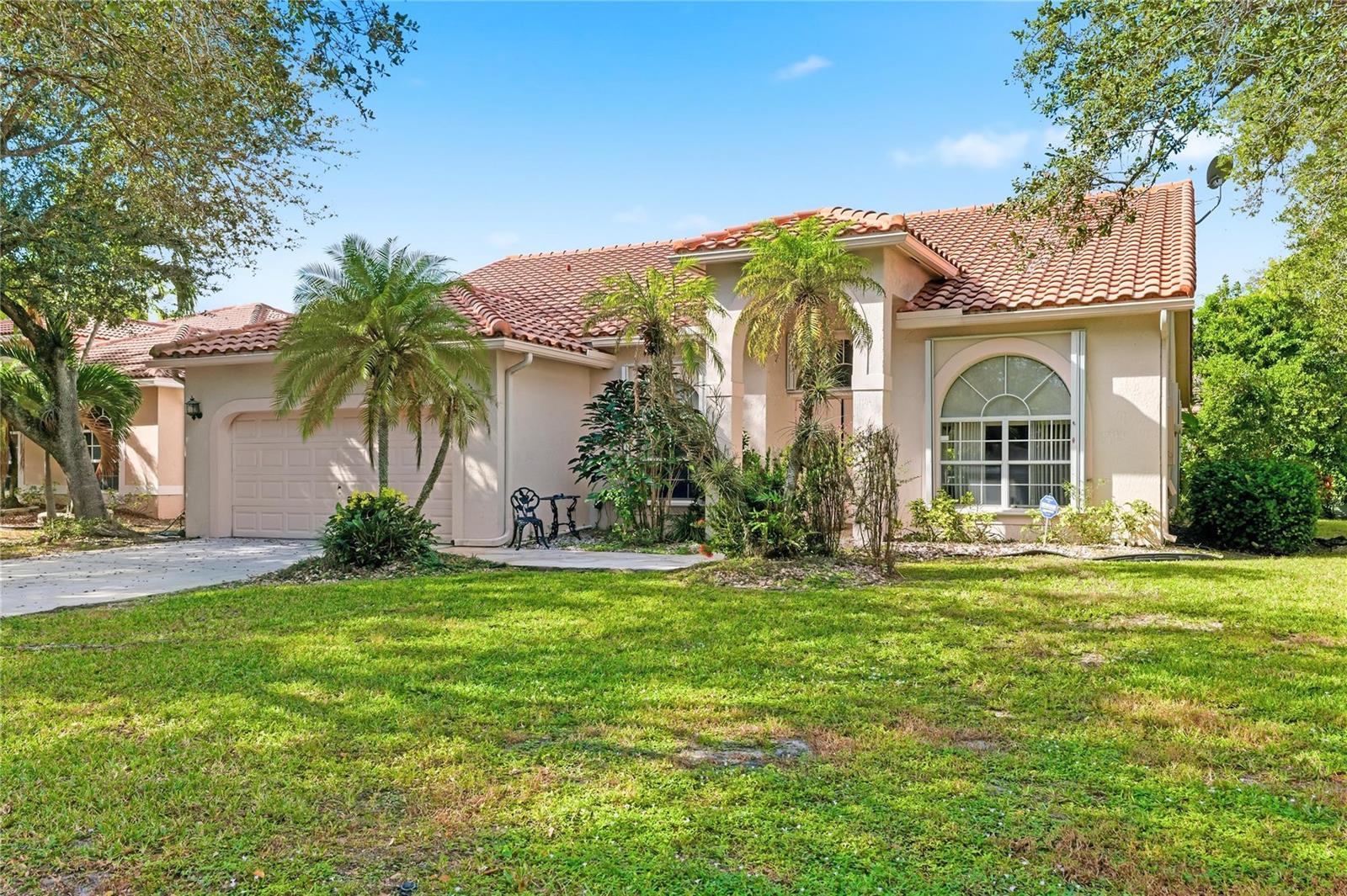 5374 NW 57th Avenue, Coral Springs FL 33067 photo 2
