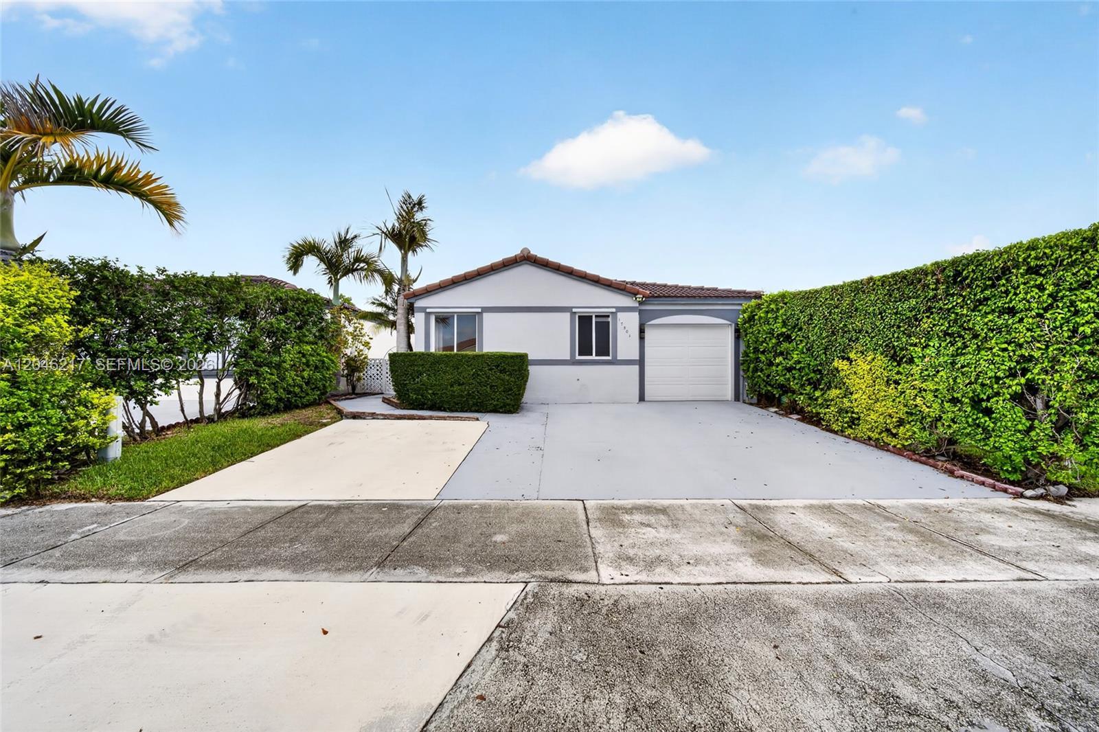 17501 SW 142nd Ct, Miami FL 33177