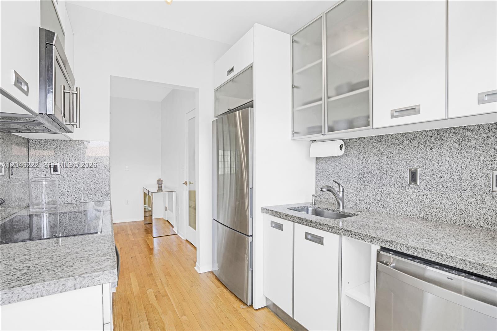 1600 Michigan Ave # 6, Miami Beach FL 33139 photo 5