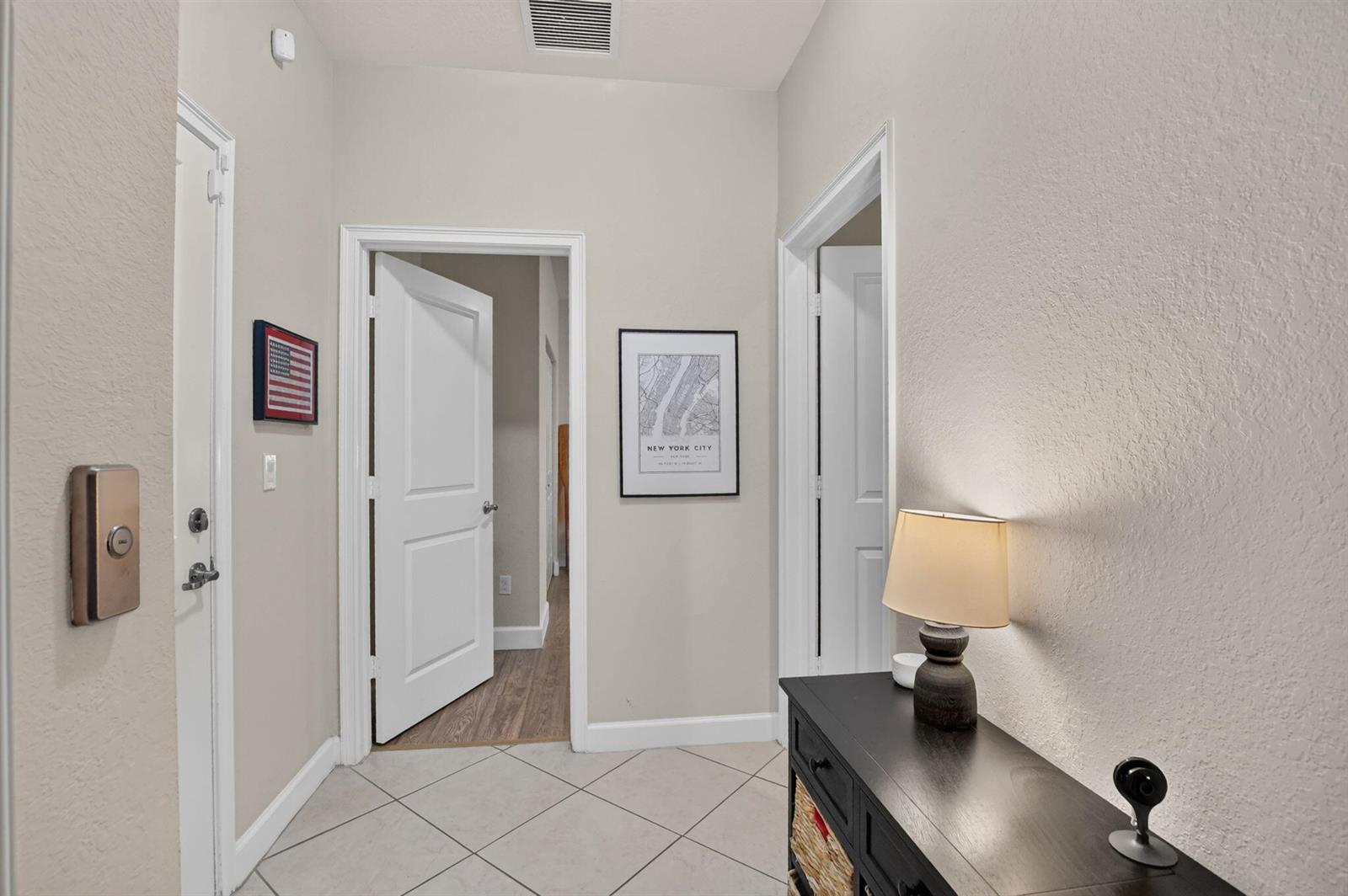 27 NW Hawthorne Place, Boca Raton FL 33432 photo 5