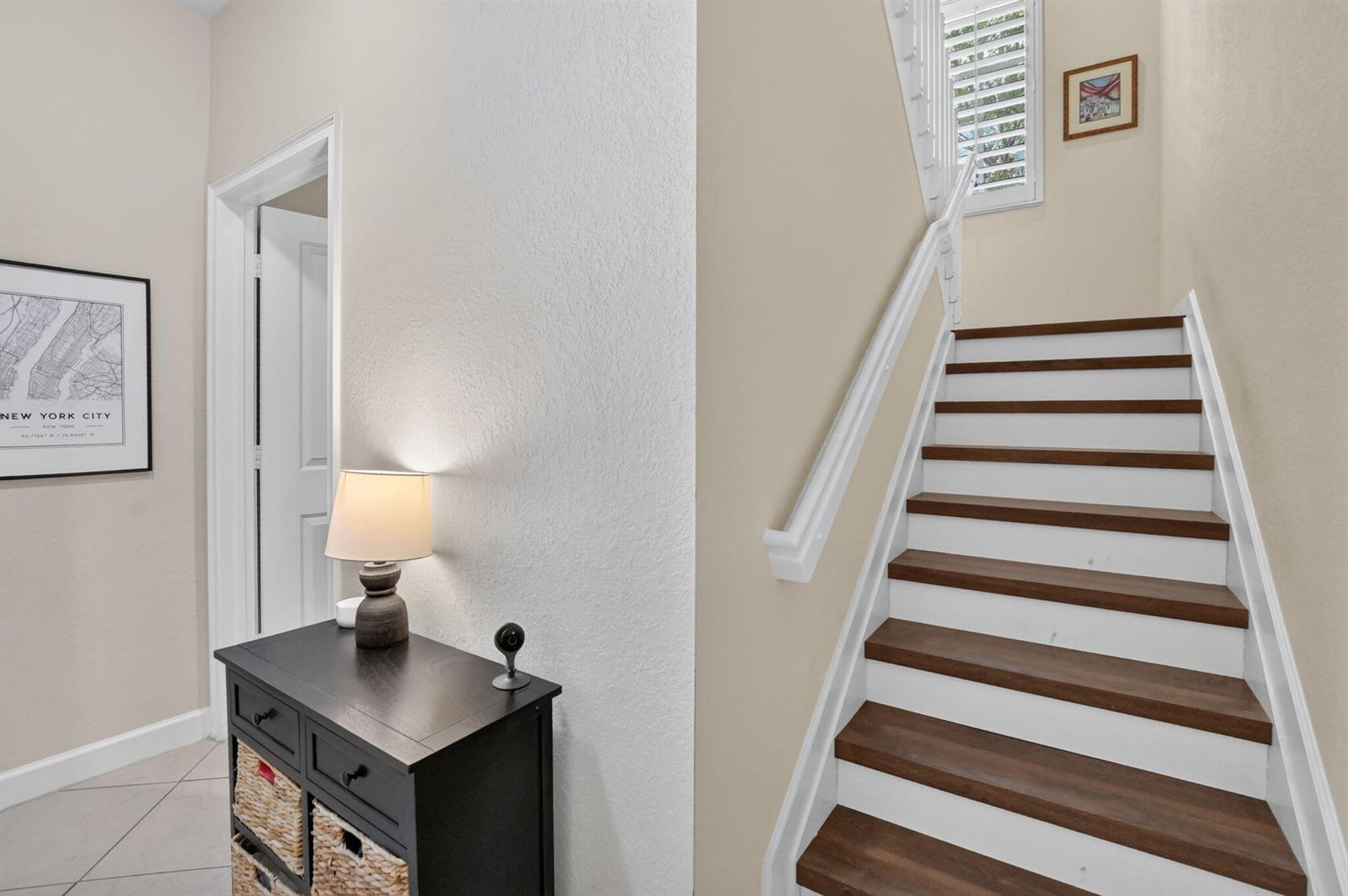 27 NW Hawthorne Place, Boca Raton FL 33432 photo 4