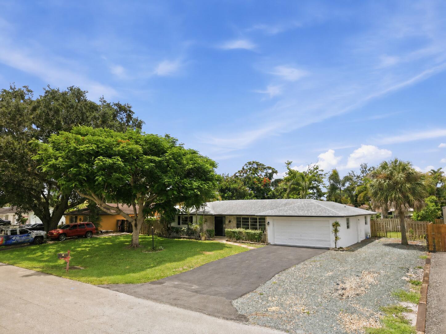 31 W Coconut Drive, Lake Worth FL 33467 photo 3