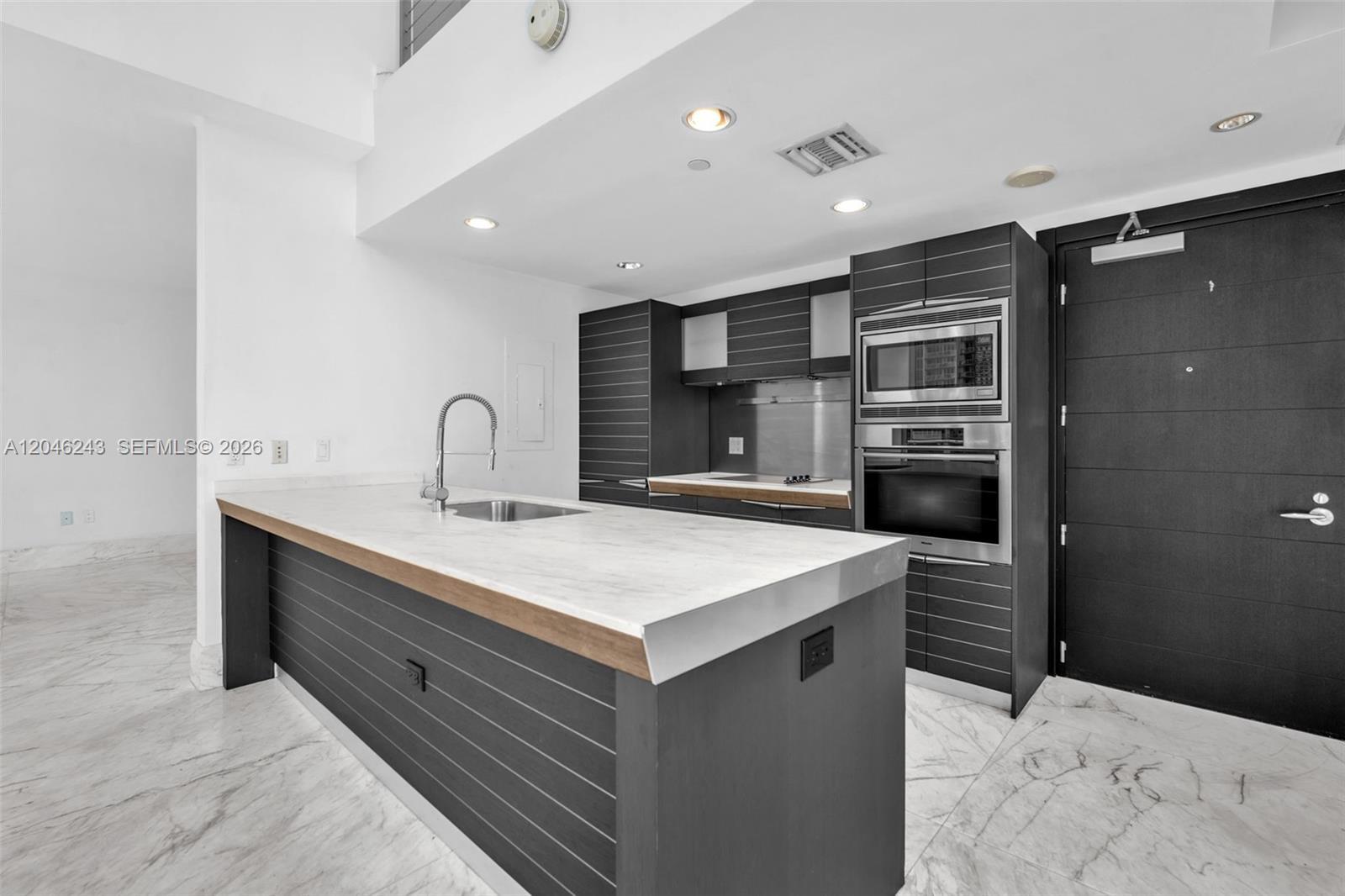 200 Biscayne Boulevard Way # 509, Miami FL 33131 photo 5