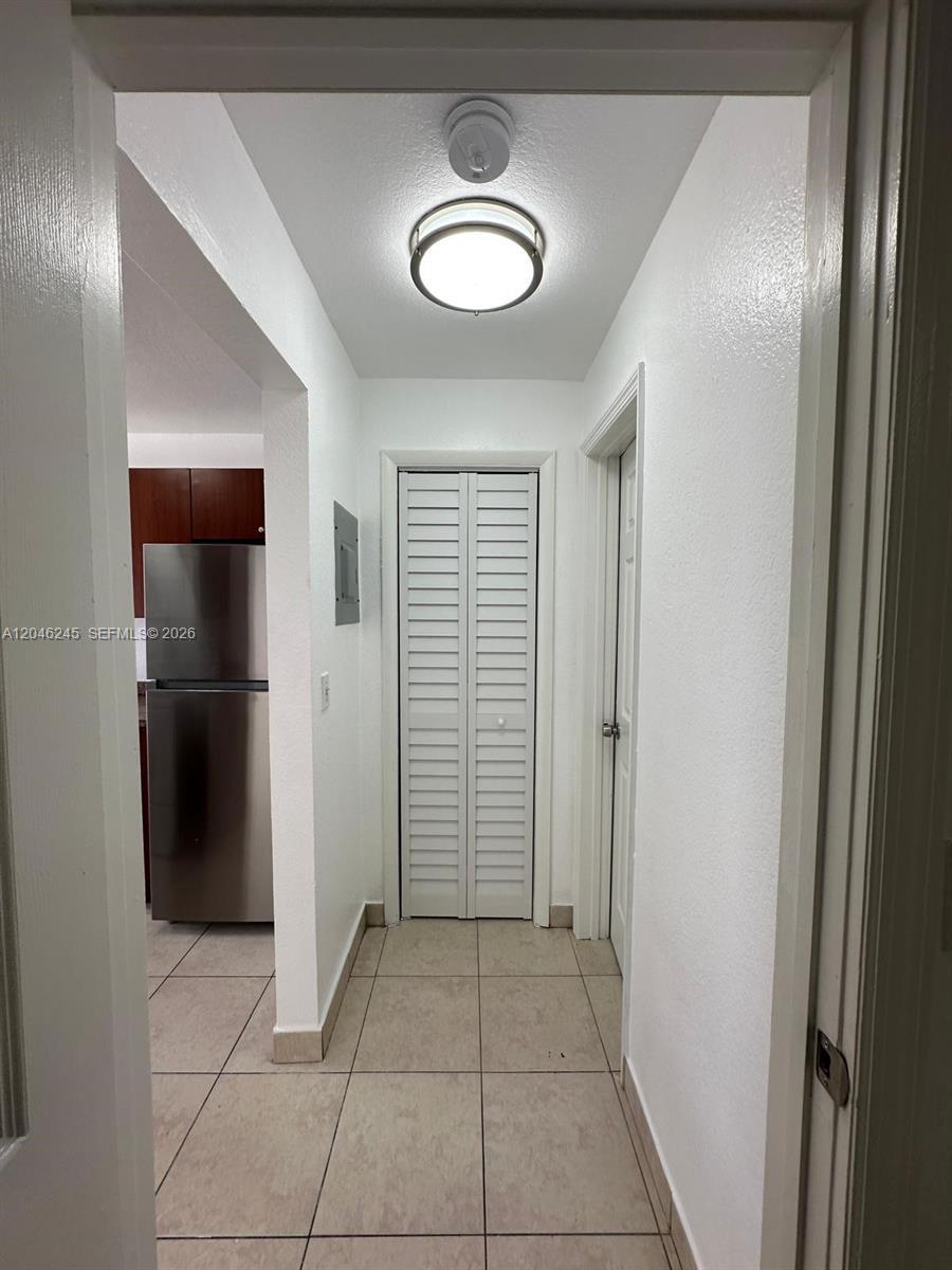 16120 NE 19th Pl # 3, North Miami Beach FL 33162 photo 4