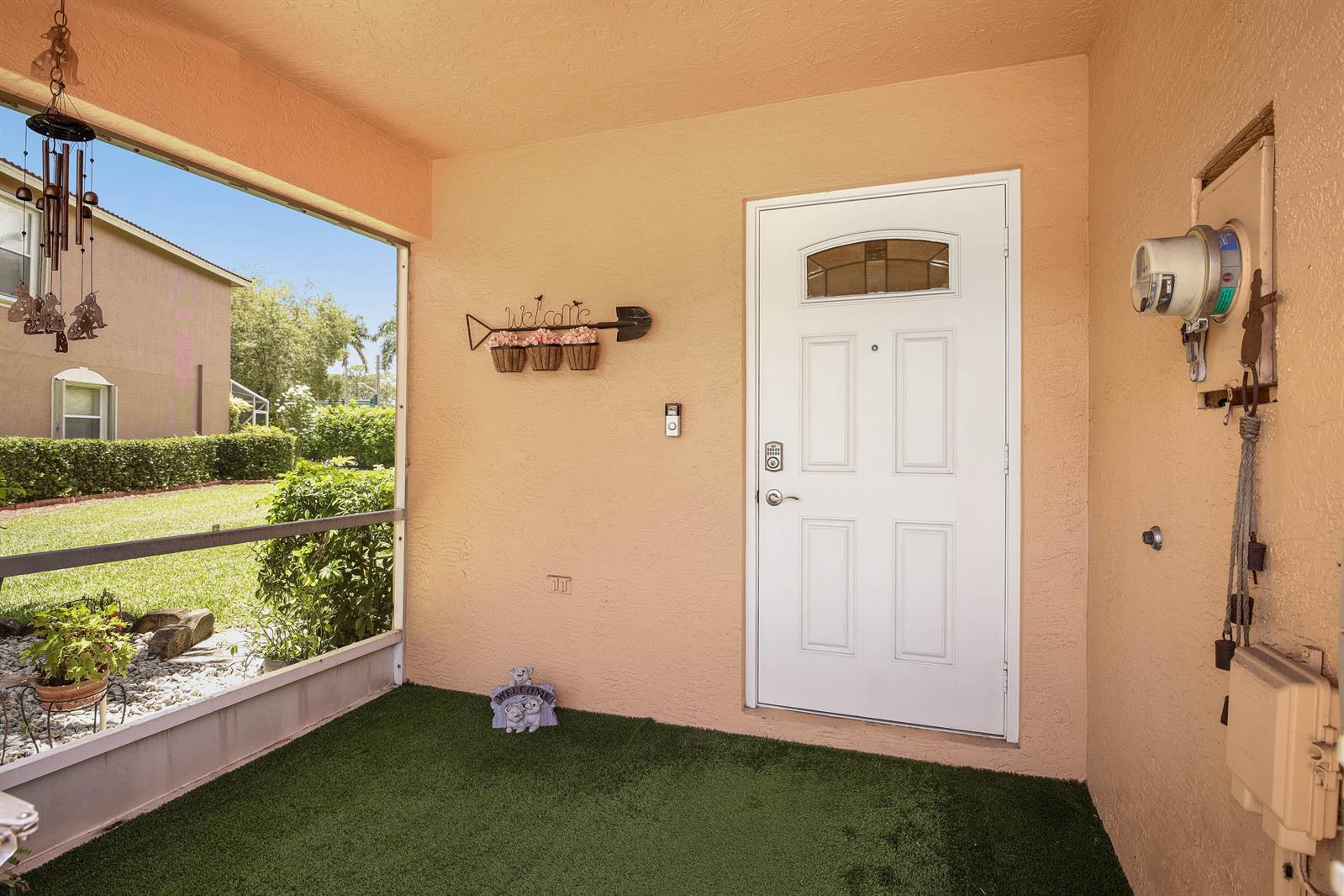 6881 Willow Creek Run, FL 33463 photo 5