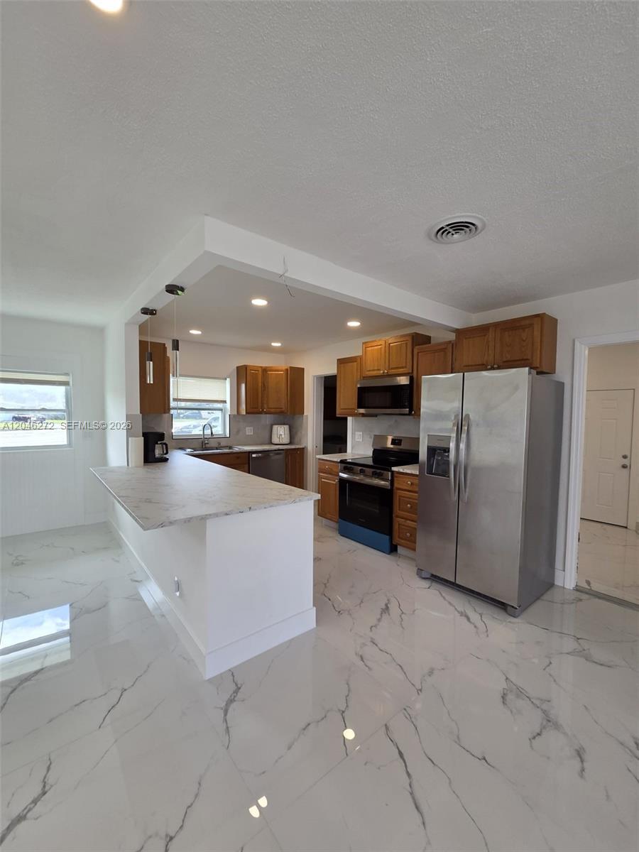 305 SE Airoso Blvd # 0, Port St. Lucie FL 34983