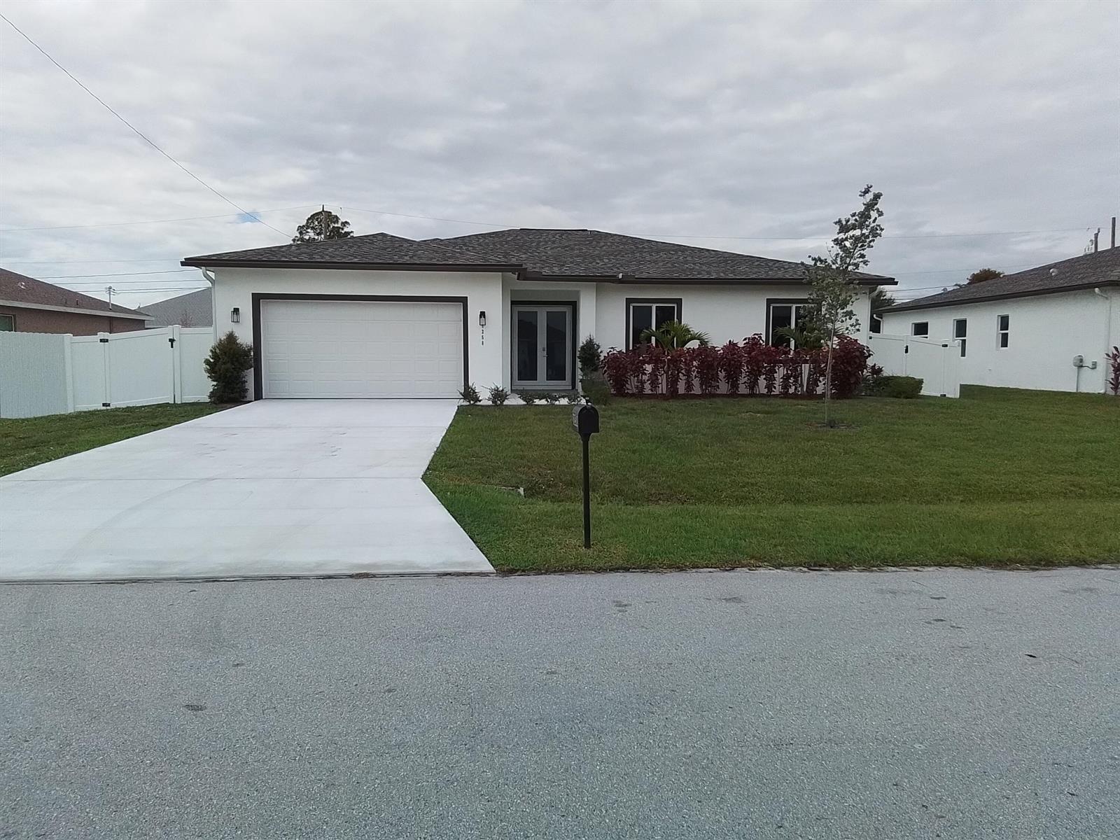 1258 SW Santiago Avenue, Port St. Lucie FL 34953