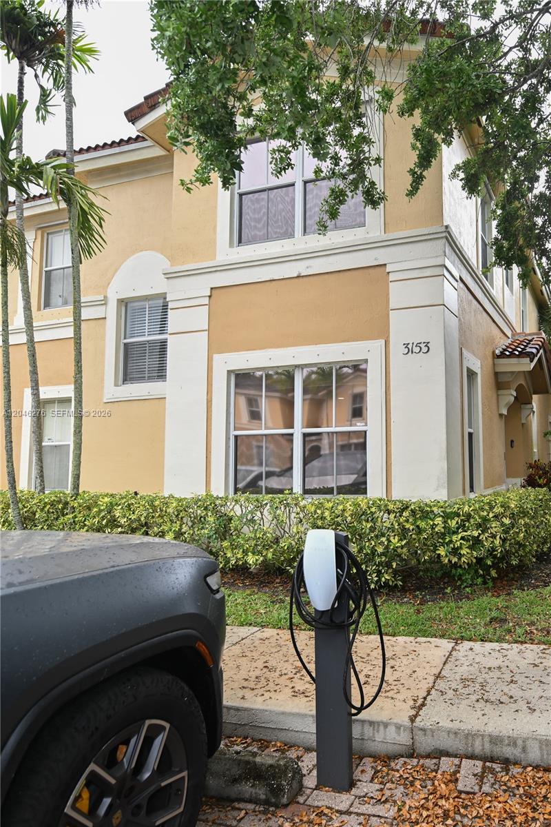3153 SW 129th Ter, Miramar FL 33027 photo 2