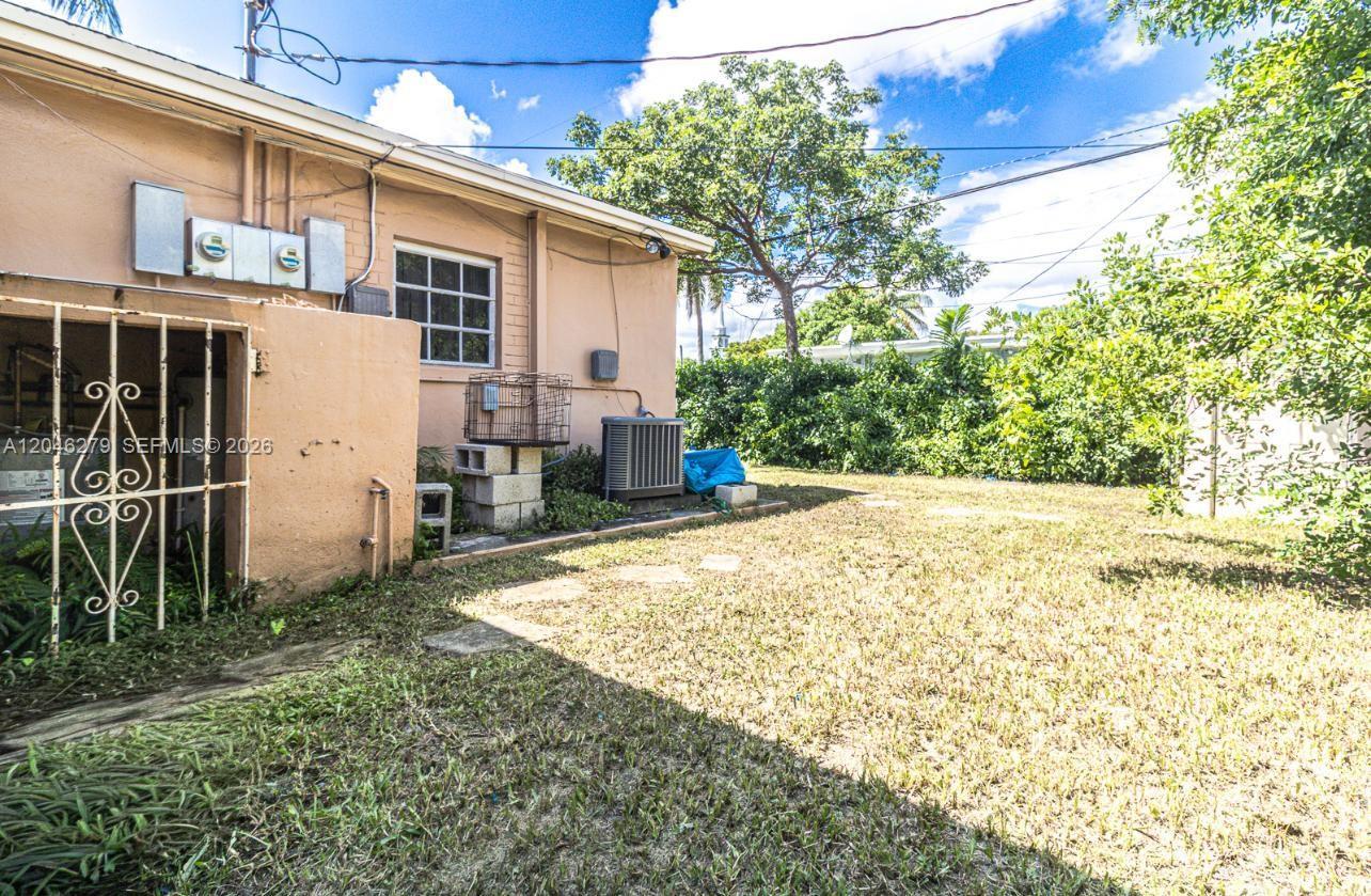11401 NW 12th Ave, Miami FL 33168 photo 4