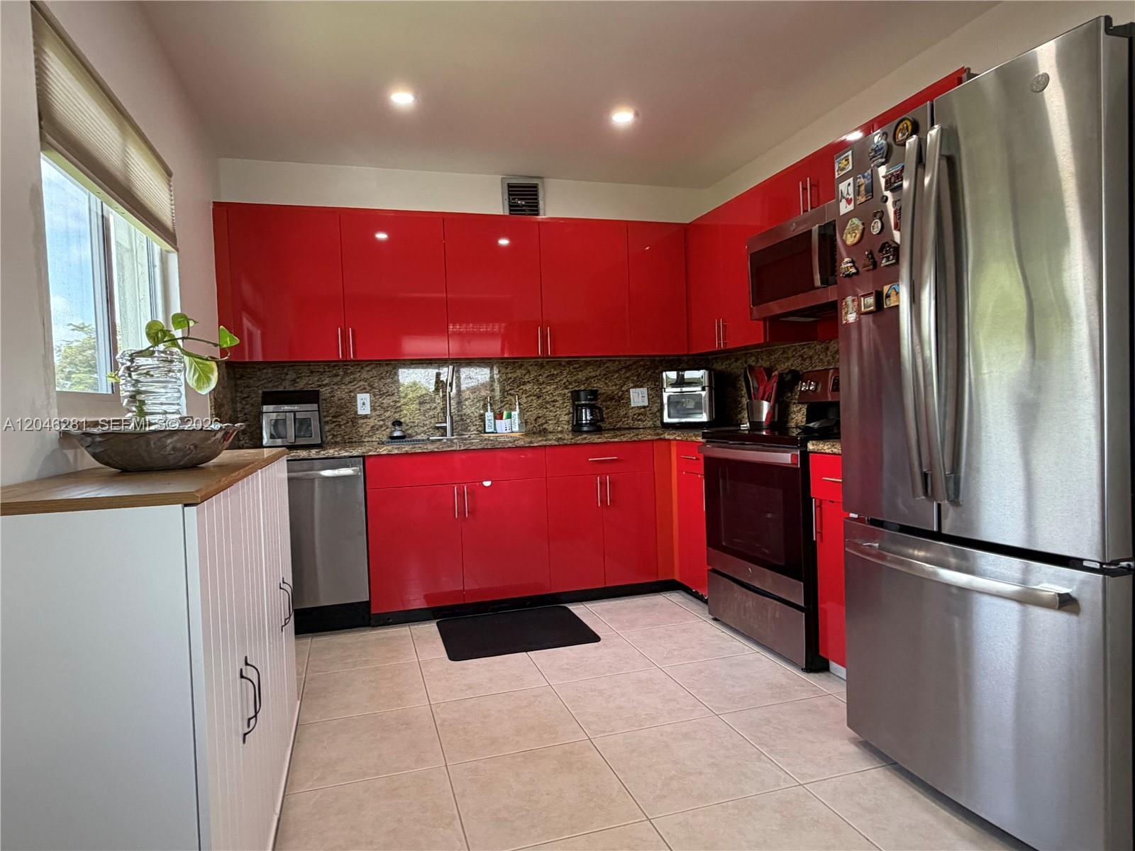 13255 SW 7th Ct # 401D, Pembroke Pines FL 33027 photo 2