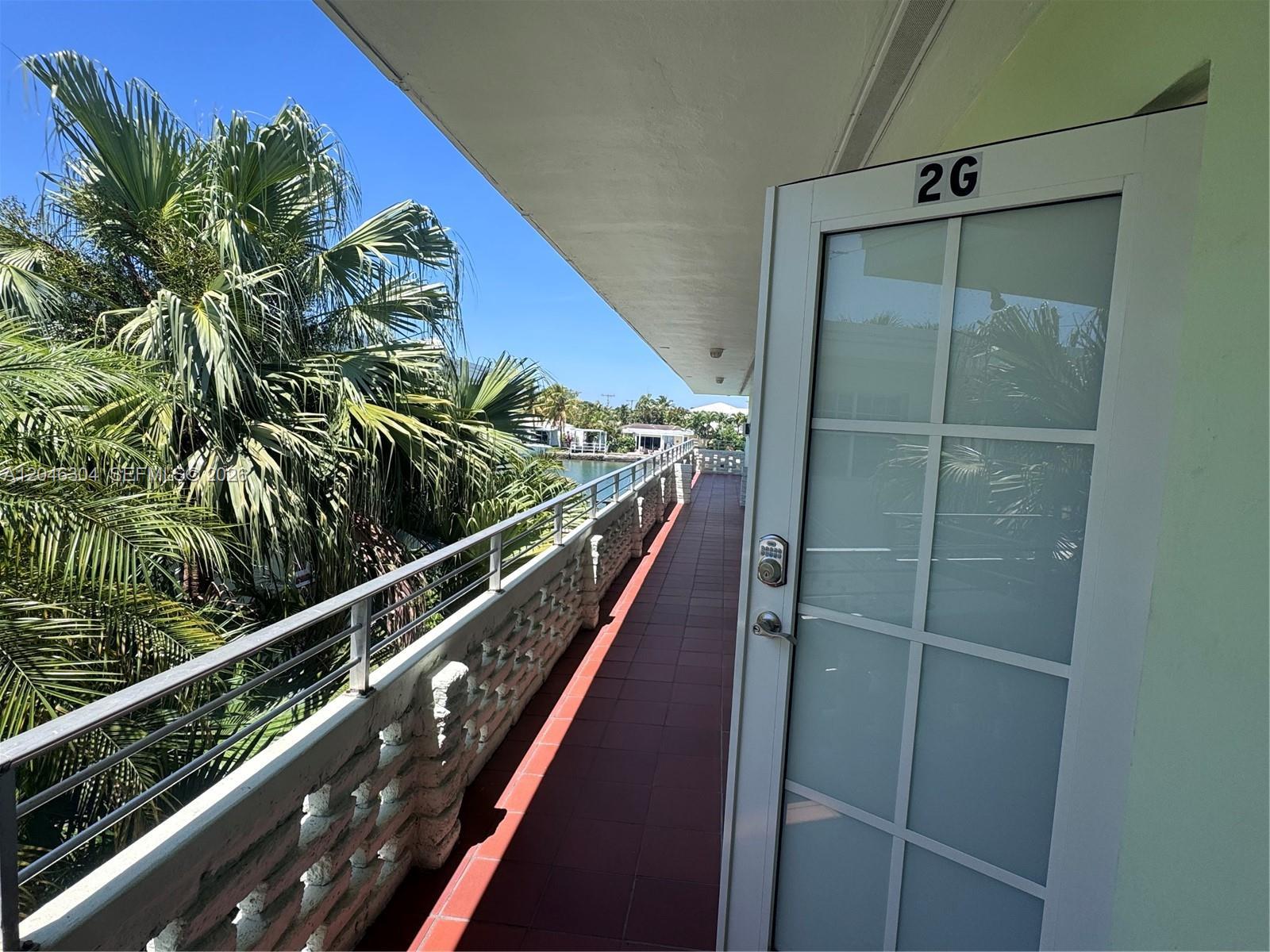 8550 Byron Ave # 2G, Miami Beach FL 33141 photo 2