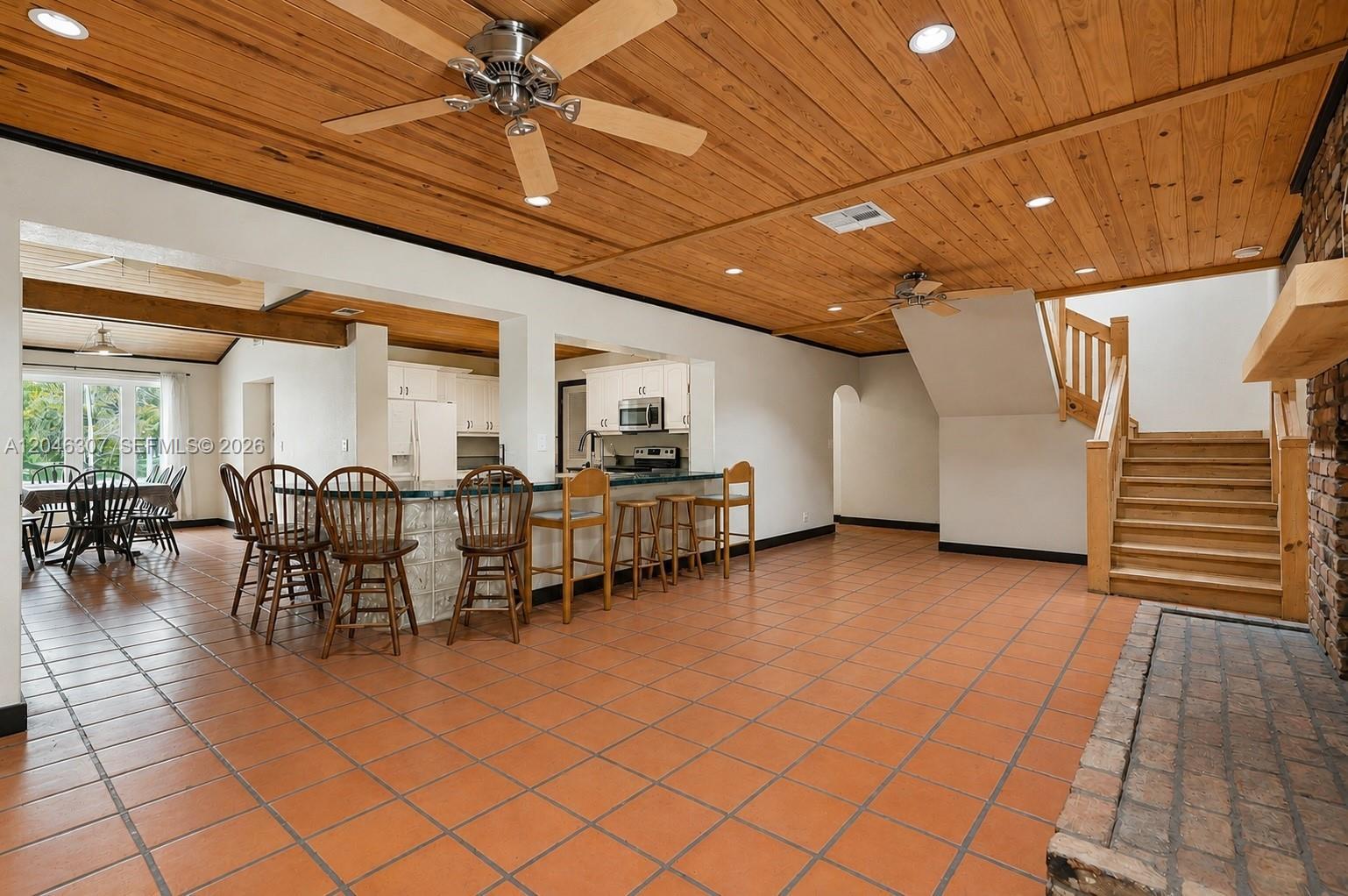 400 Farmington Dr, Plantation FL 33317 photo 5