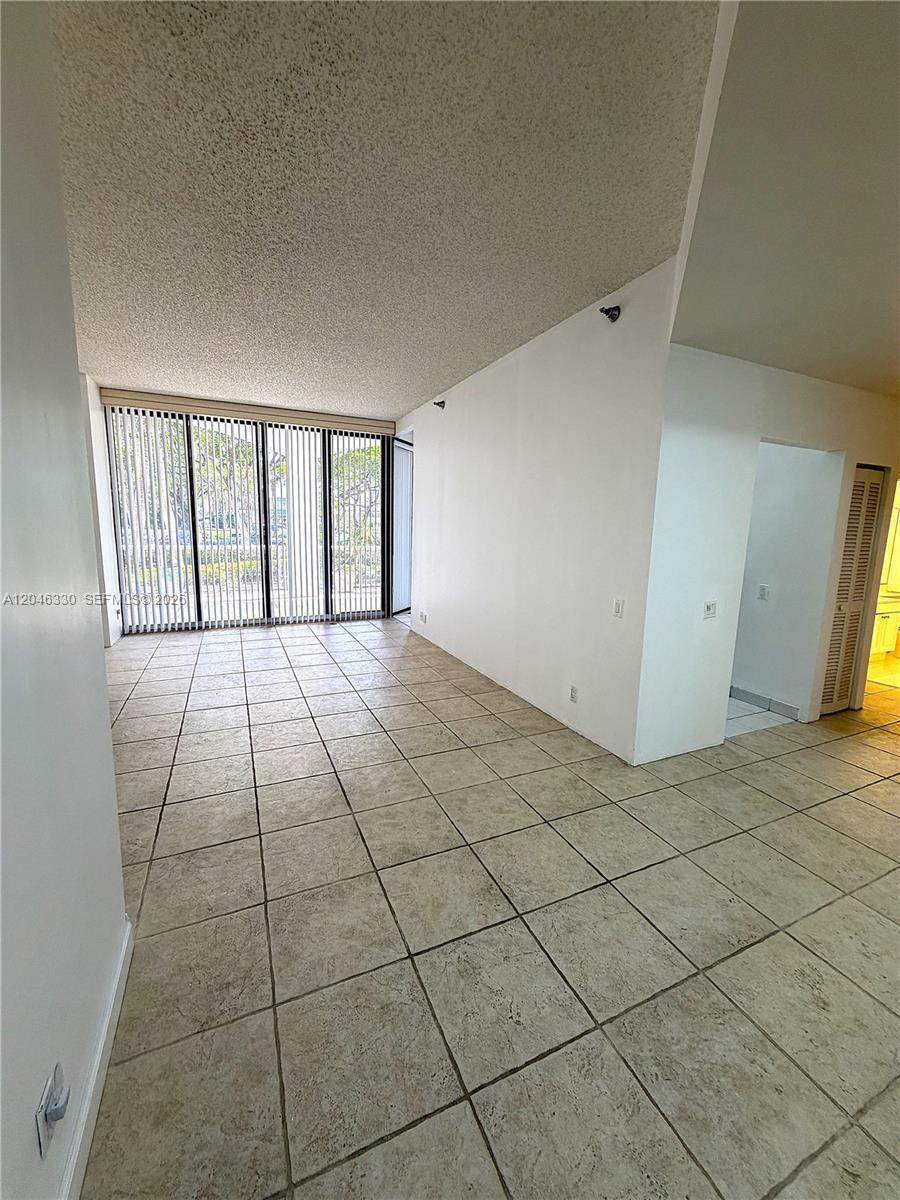 3640 Yacht Club Dr # 104, Aventura FL 33180 photo 5