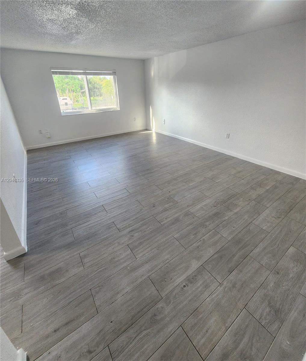 10900 SW 196th St # 204, Cutler Bay FL 33157 photo 4