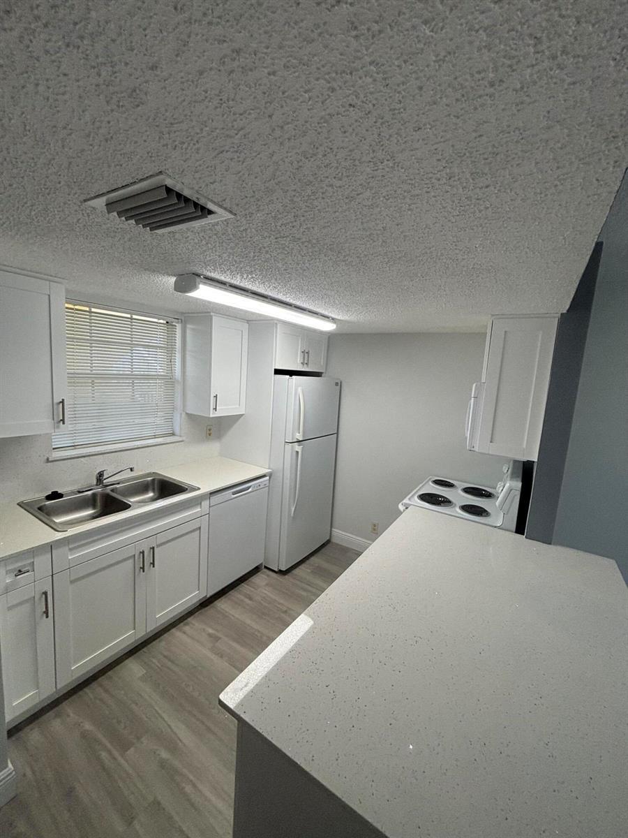 6284 La Costa Drive # H, Boca Raton FL 33433 photo 4