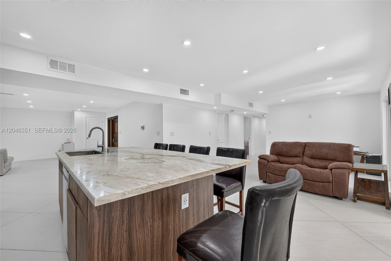 15200 SW 81st Ave, Palmetto Bay FL 33157 photo 4