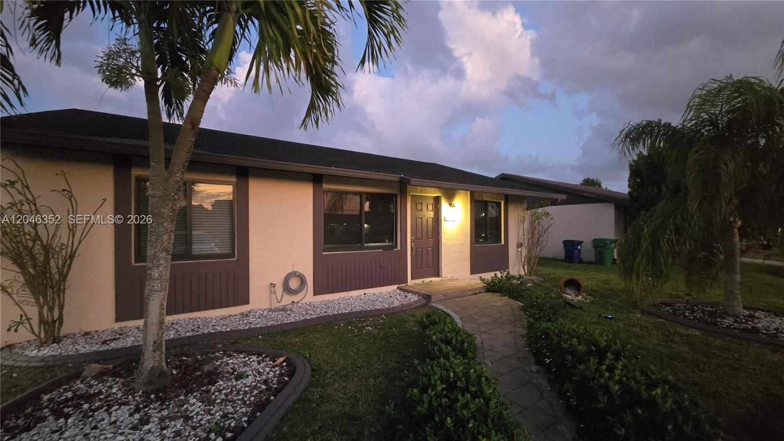 4737 SW 135th Pl # 4737, Miami FL 33175