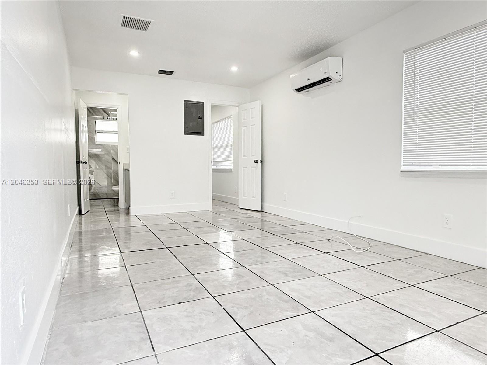 2780 NW 14th Ct # 1A, Fort Lauderdale FL 33311 photo 2