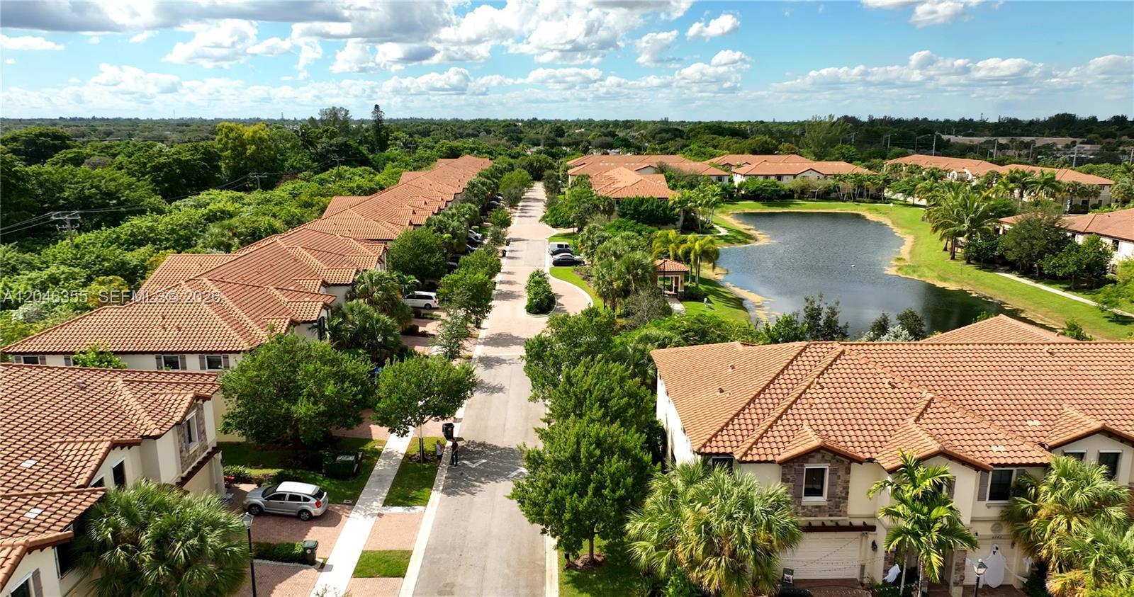 3962 Devenshire Ct, Coconut Creek FL 33073 photo 4