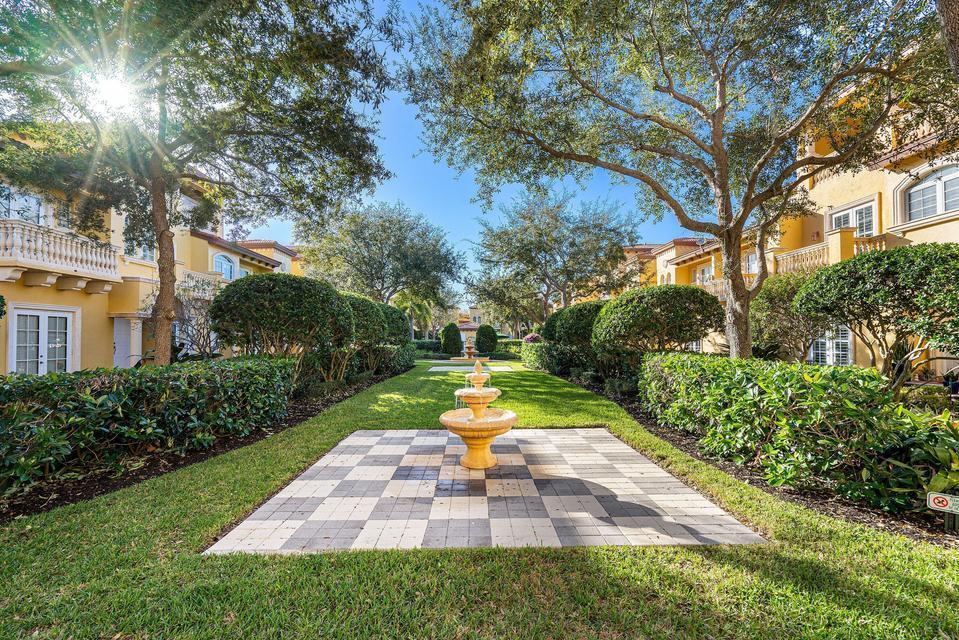 210 NE 69th Circle, Boca Raton FL 33487 photo 3