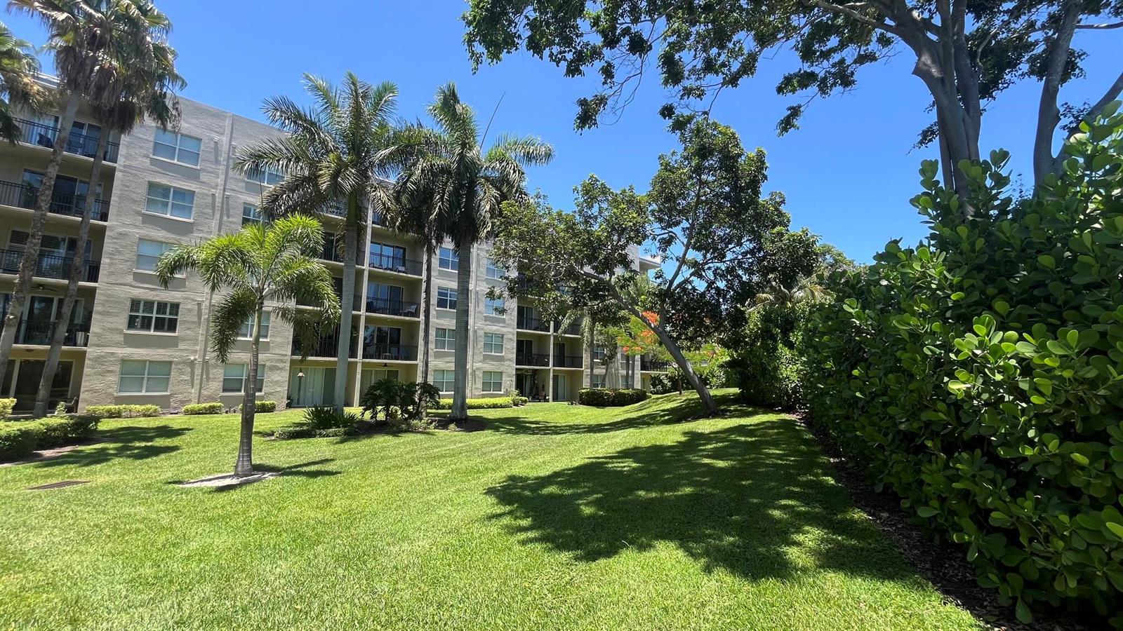 26 Royal Palm Way # 302, Boca Raton FL 33432 photo 5