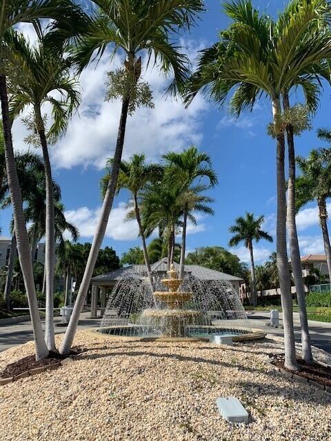 26 Royal Palm Way # 302, Boca Raton FL 33432 photo 4