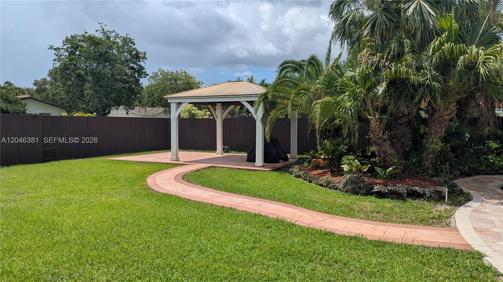 10442 SW 114th St, Miami FL 33176 photo 4
