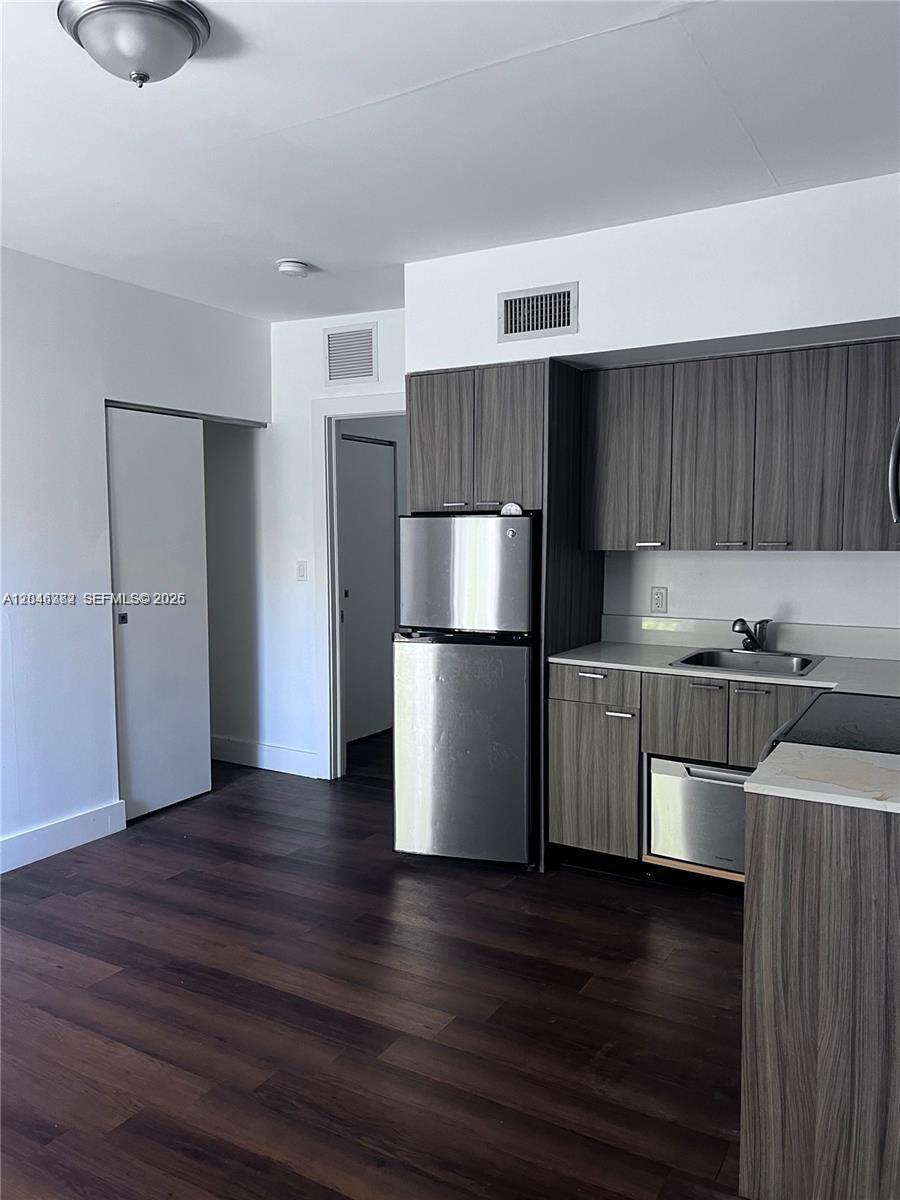 557 Michigan Ave # 115, Miami Beach FL 33139 photo 2