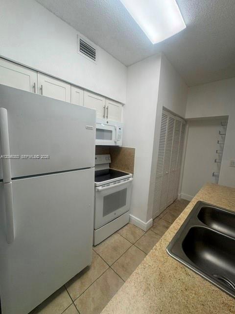 18336 NW 68th Ave # C, Hialeah FL 33015 photo 4