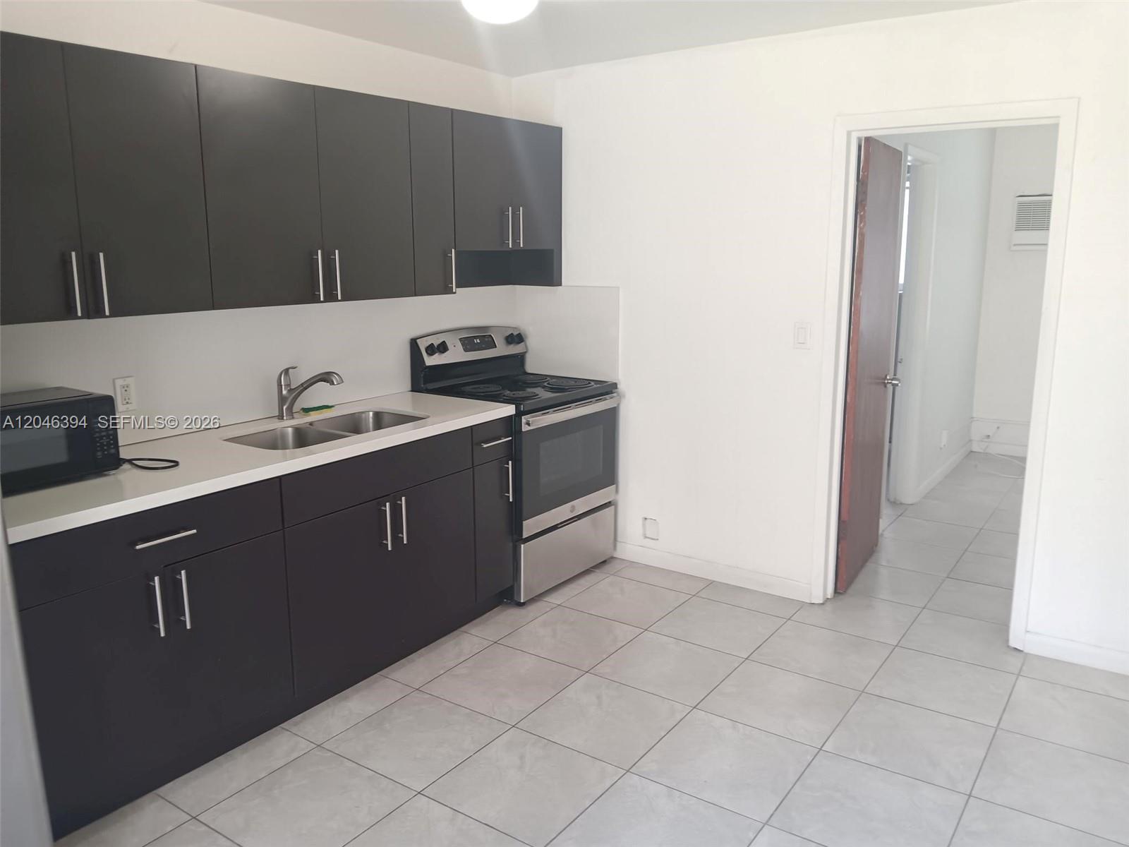 2334 Grant St # 2336, Hollywood FL 33020 photo 4