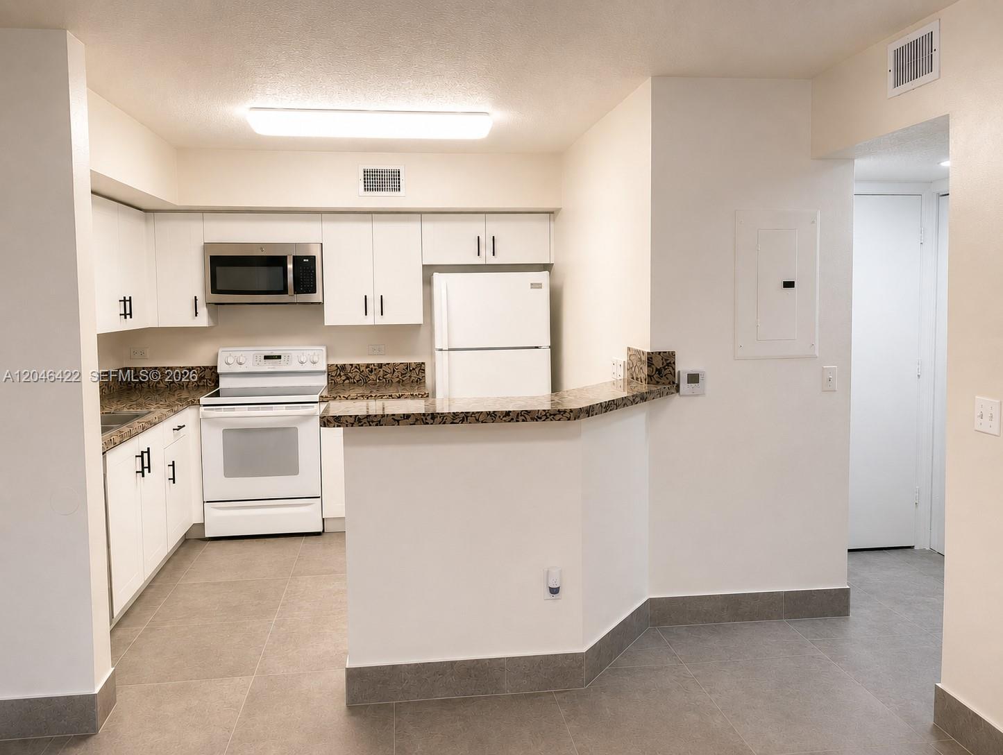 3660 N 56th Ave # 609, Hollywood FL 33021 photo 3