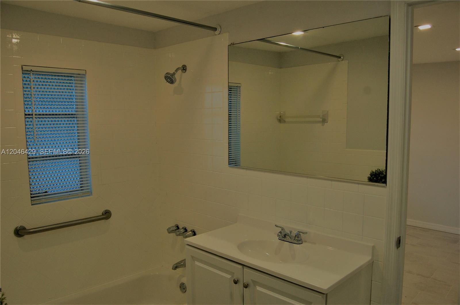 Miami, FL 33133 photo 5