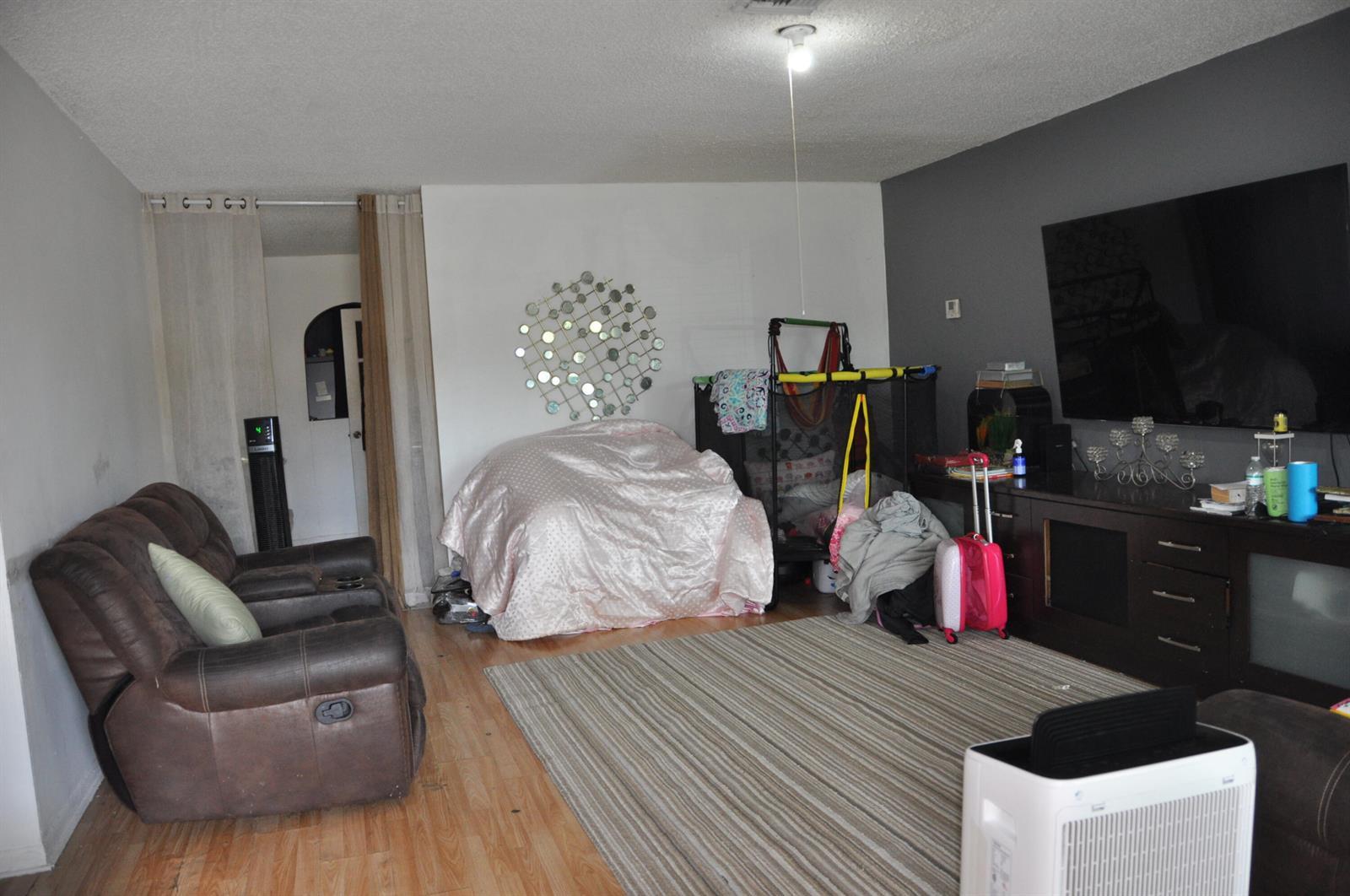 1906 SW 87th Avenue, North Lauderdale FL 33068 photo 4