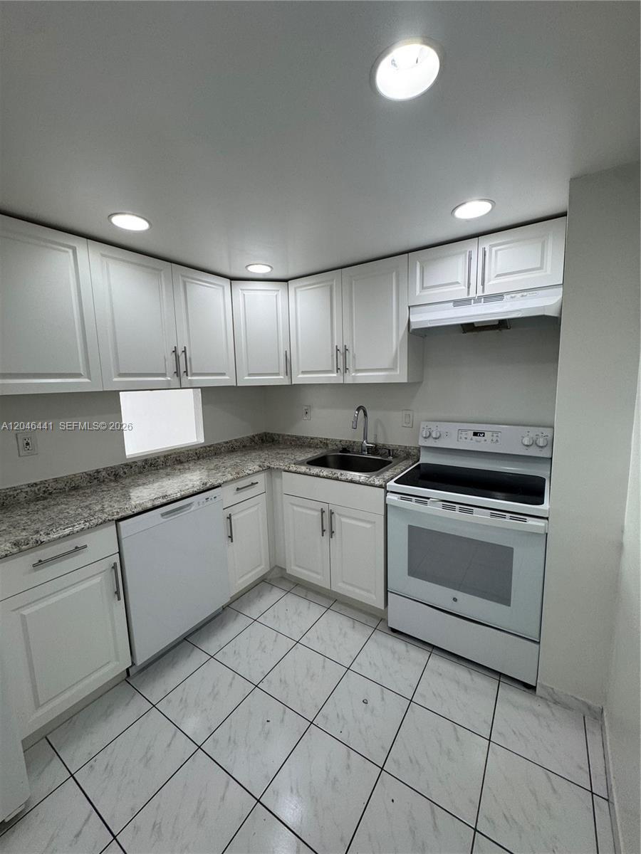 16710 NE 9th Ave # 305, North Miami Beach FL 33162 photo 2
