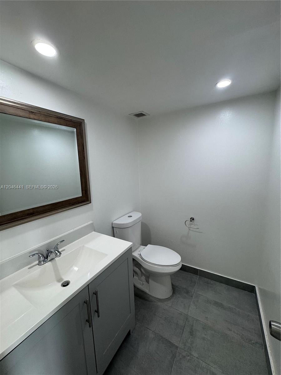16710 NE 9th Ave # 305, North Miami Beach FL 33162 photo 5