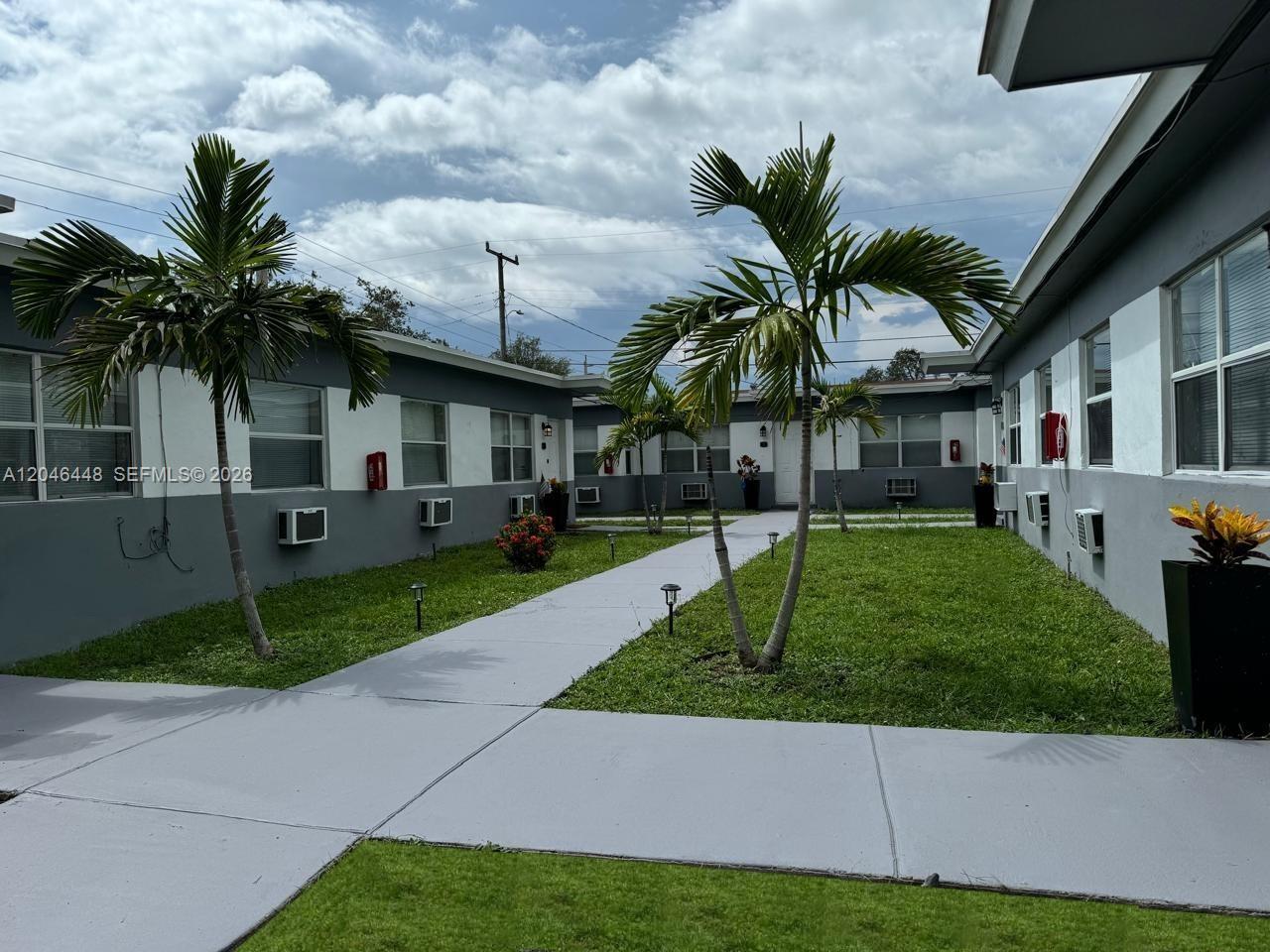 2300 Douglas St # 1, Hollywood FL 33020 photo 2