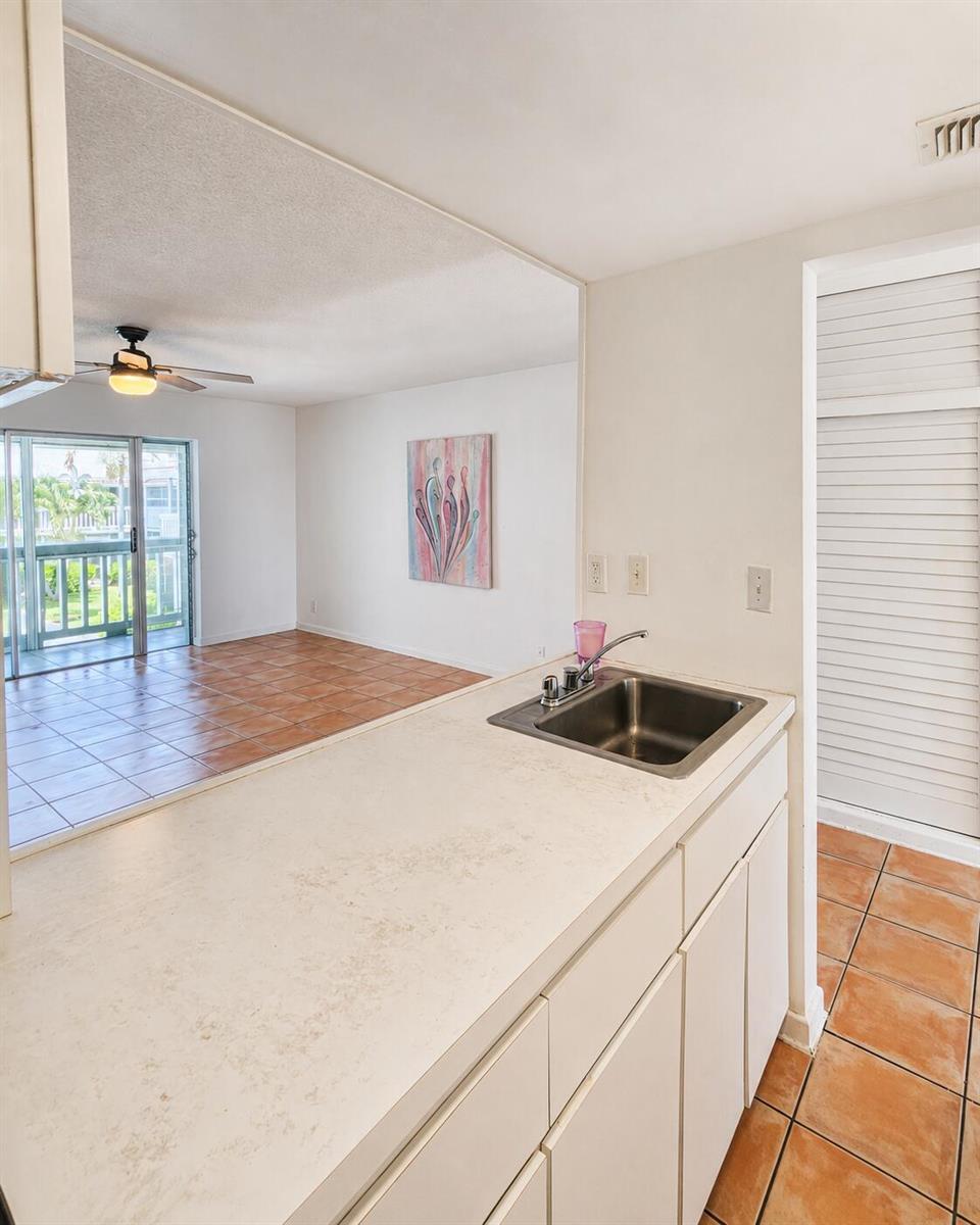 322 N Federal Highway # 239, Deerfield Beach FL 33441 photo 4