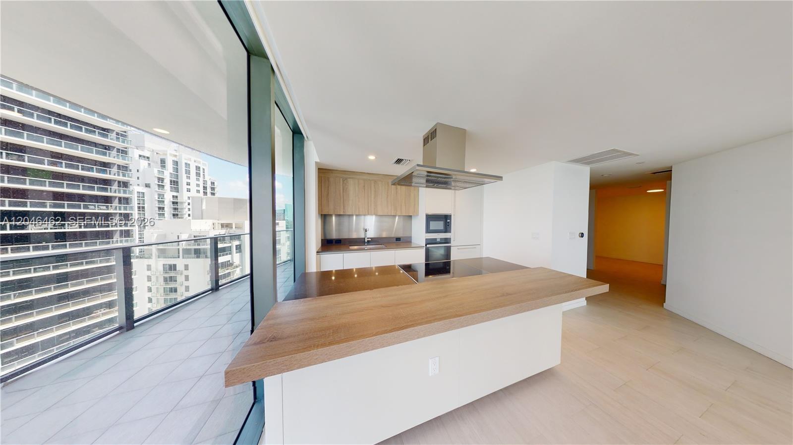 1000 Brickell Plaza # 3915, Miami FL 33131 photo 2