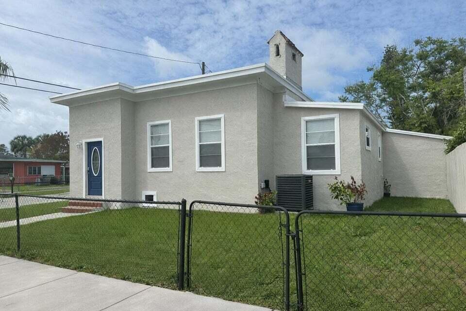 139 Alma Court, Fort Pierce FL 34950