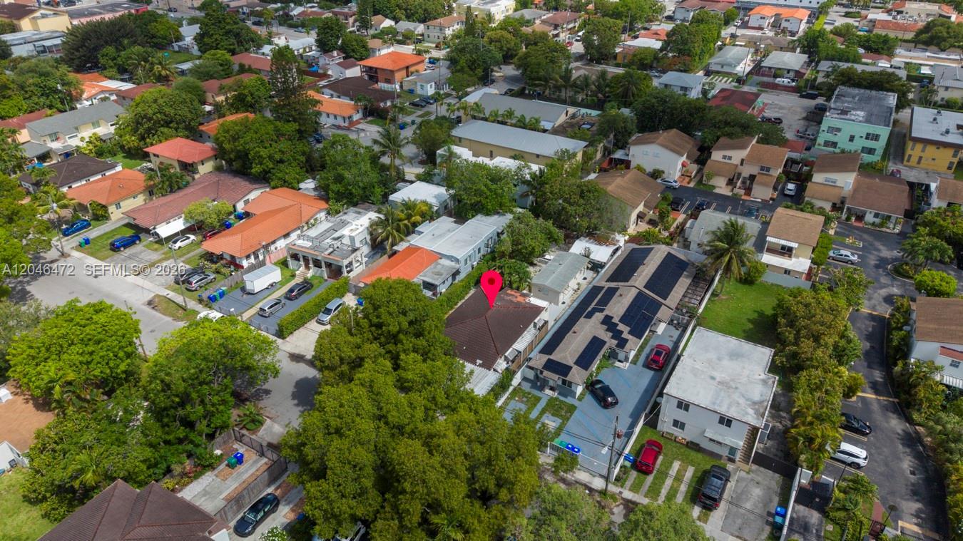 Miami, FL 33135 photo 4