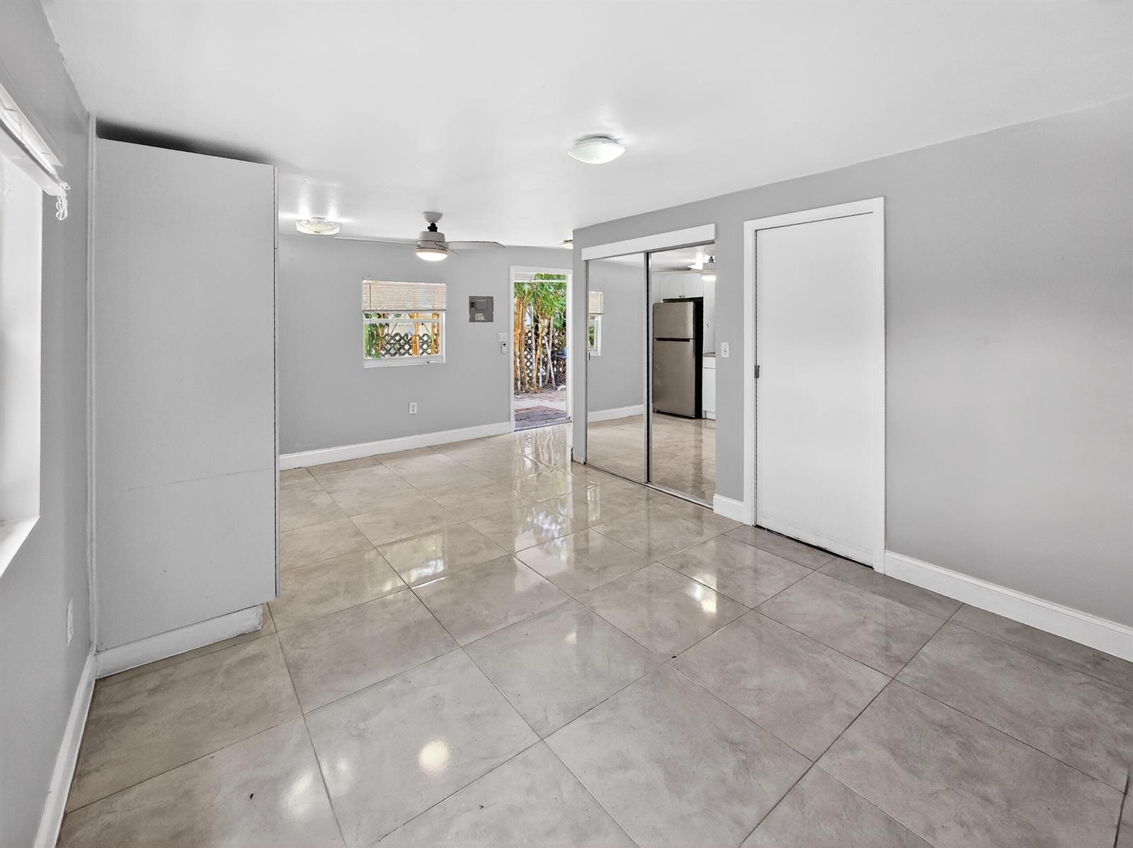 2438 NE 184th Street, North Miami Beach FL 33160 photo 5