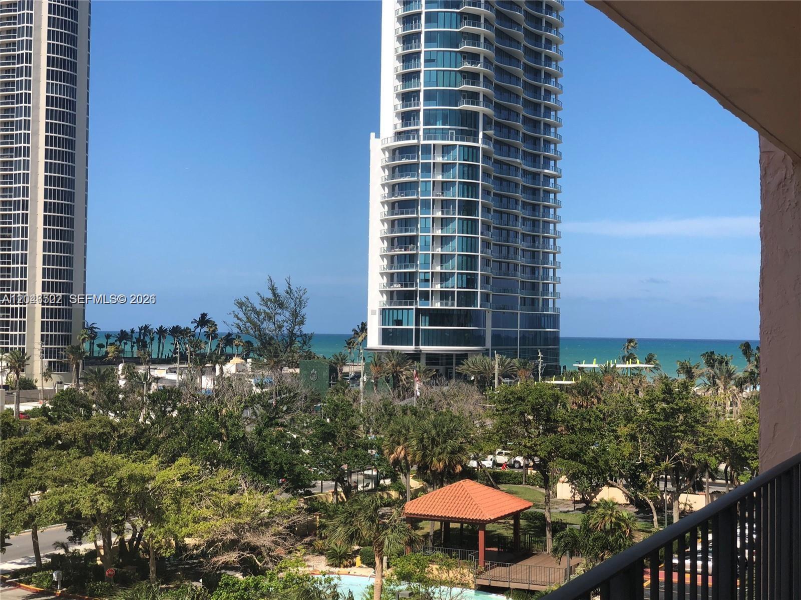 210 174th St # 614, Sunny Isles Beach FL 33160 photo 2