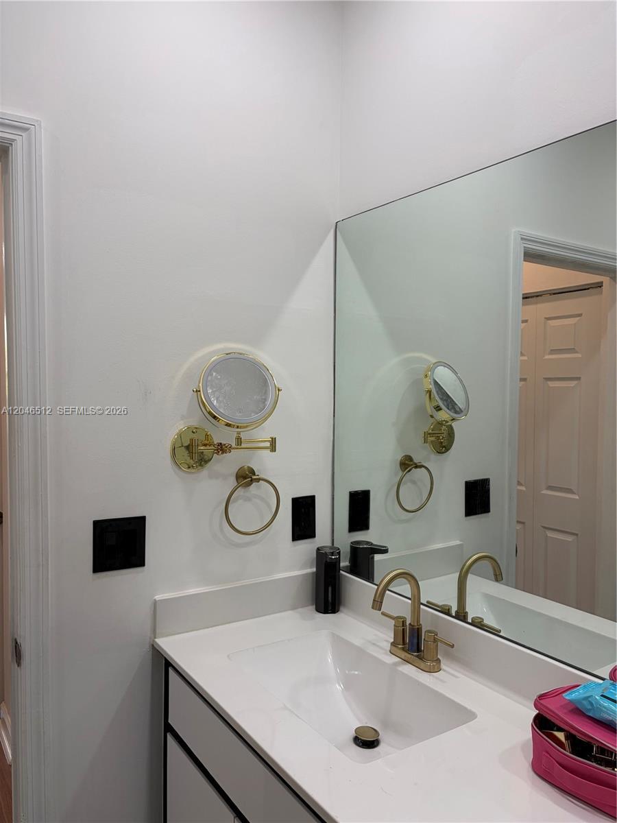 3409 W 92nd Pl # 3409, Hialeah FL 33018 photo 5