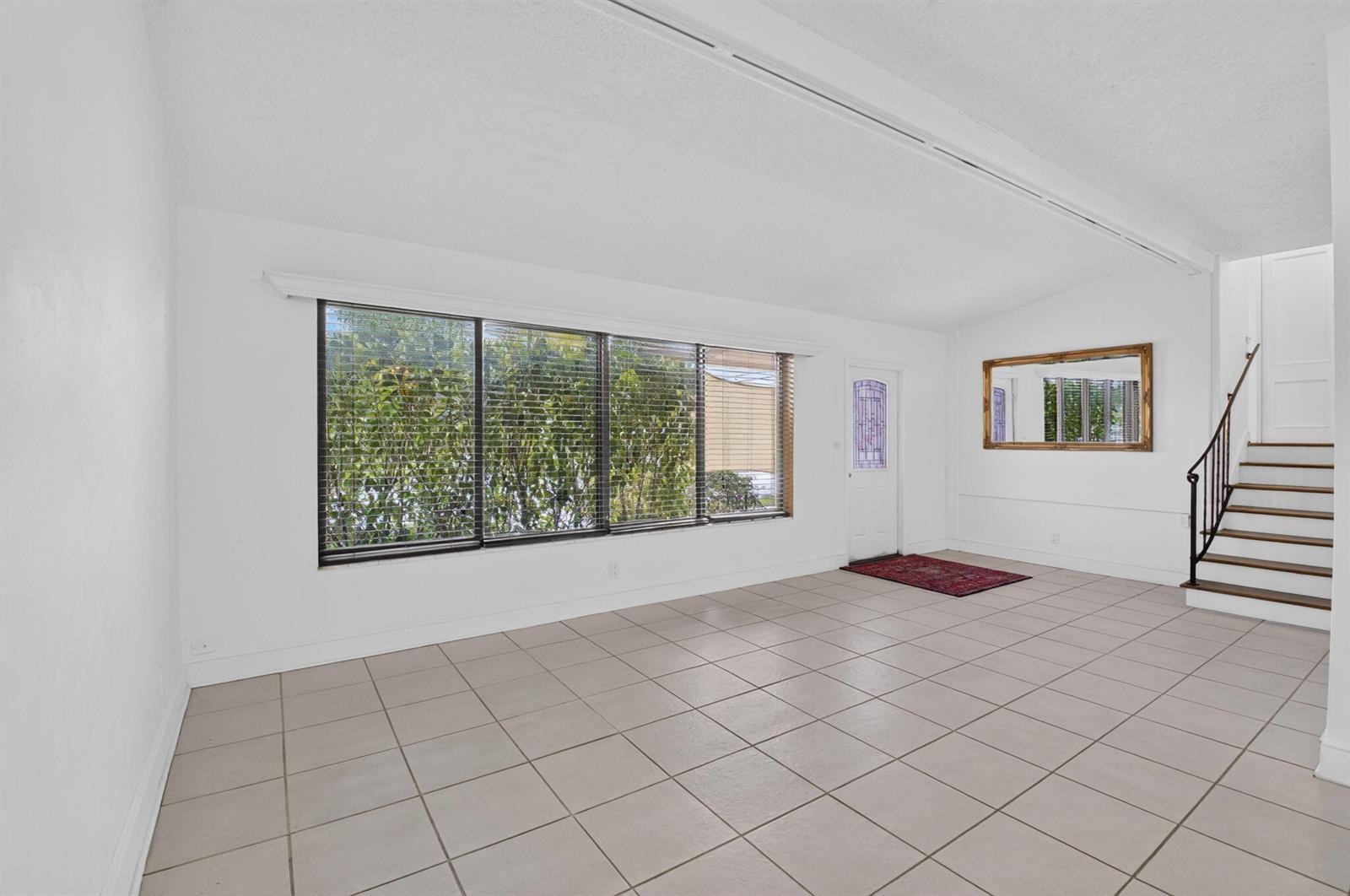 424 NW 12th Avenue, Boca Raton FL 33486 photo 2