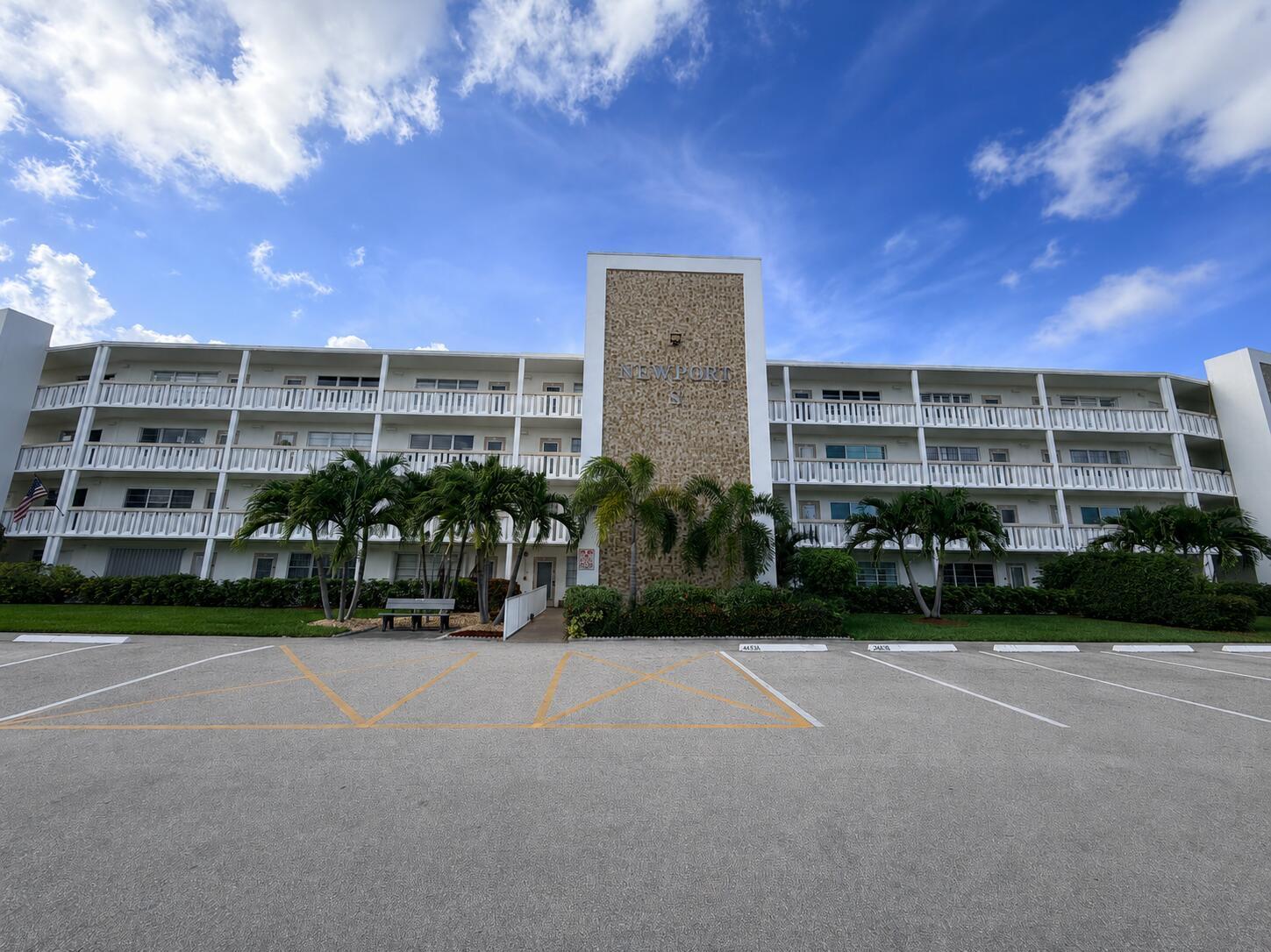 2090 Newport S # 2090, Deerfield Beach FL 33442
