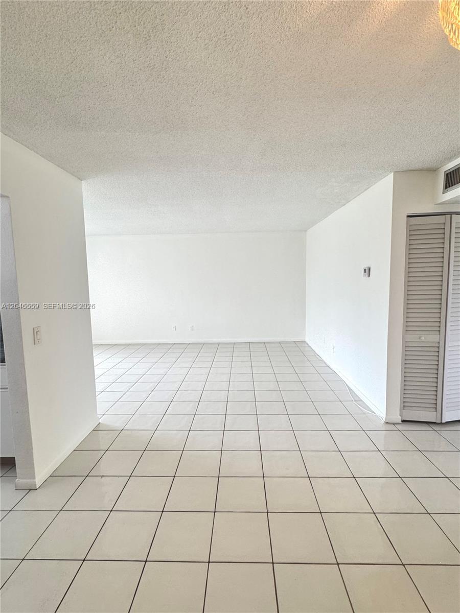 2495 SW 82nd Ave # 205, Davie FL 33324 photo 2
