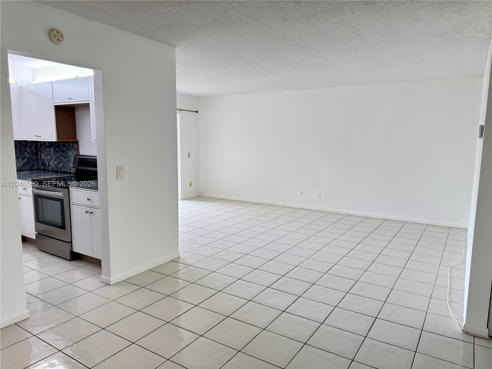 2495 SW 82nd Ave # 205, Davie FL 33324 photo 3